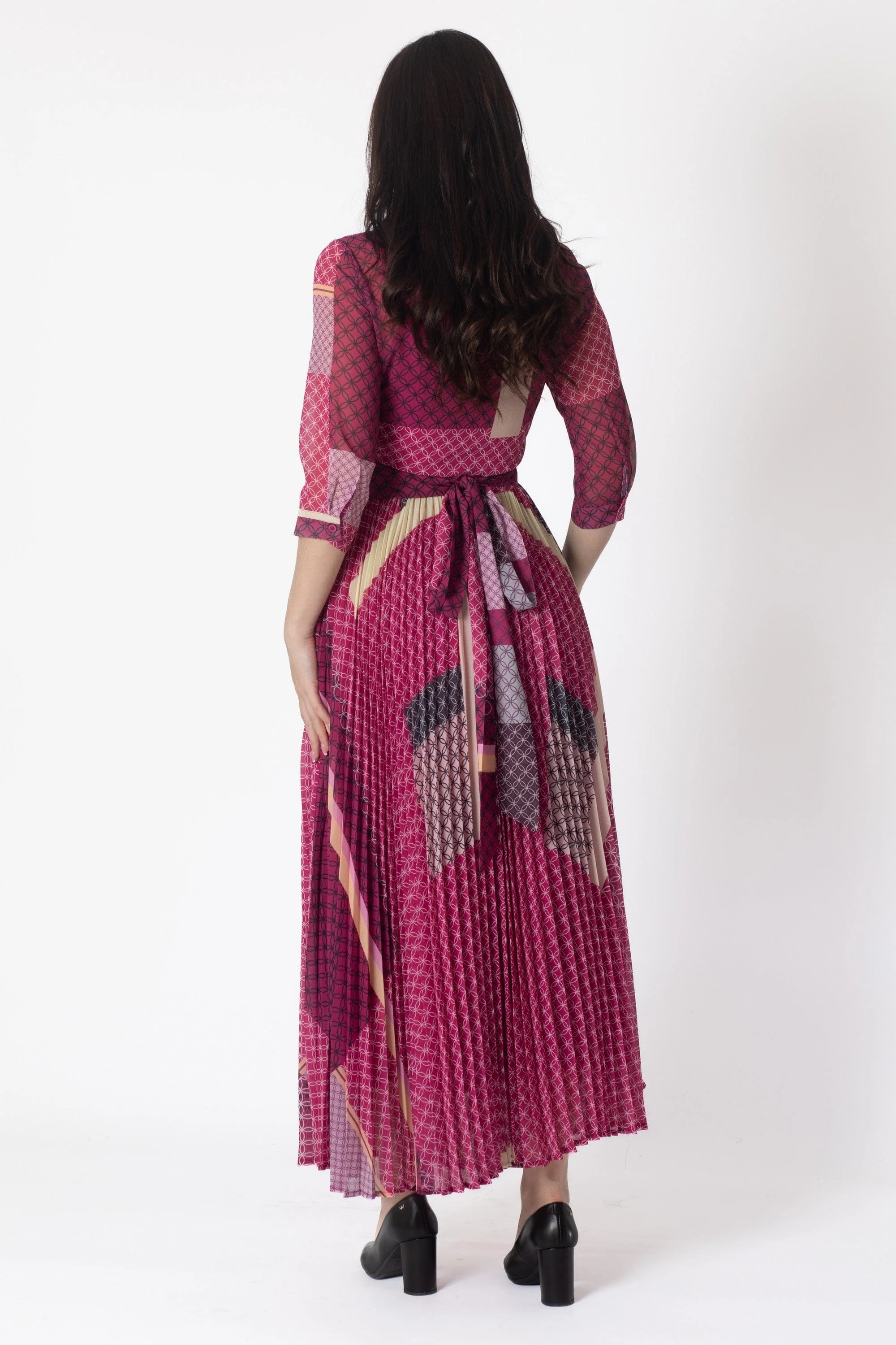 Printed Pleated Maxi Dress - Image 11