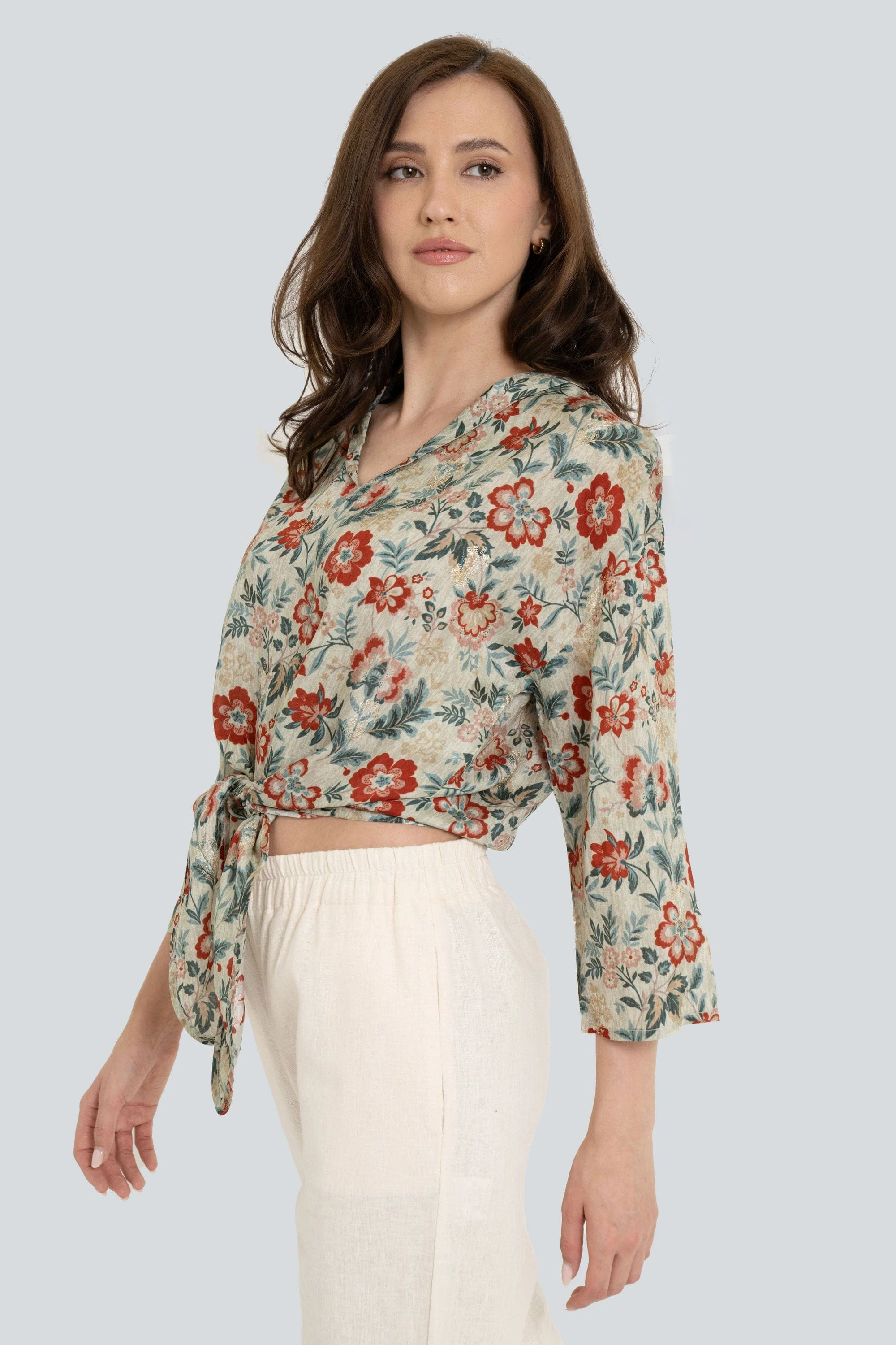Short Blouse With Floral Pattern - Image 2