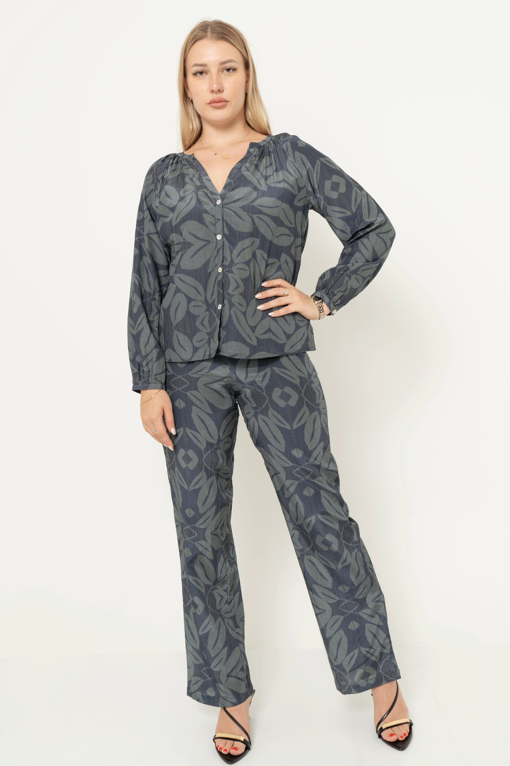 Long-Sleeve Printed Blouse - Image 2