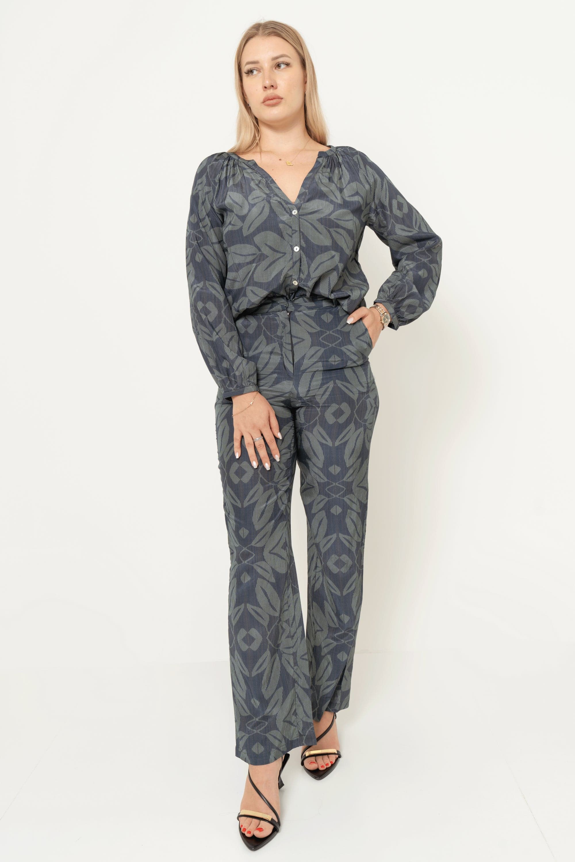 Straight-Leg Long Trousers - Image 4