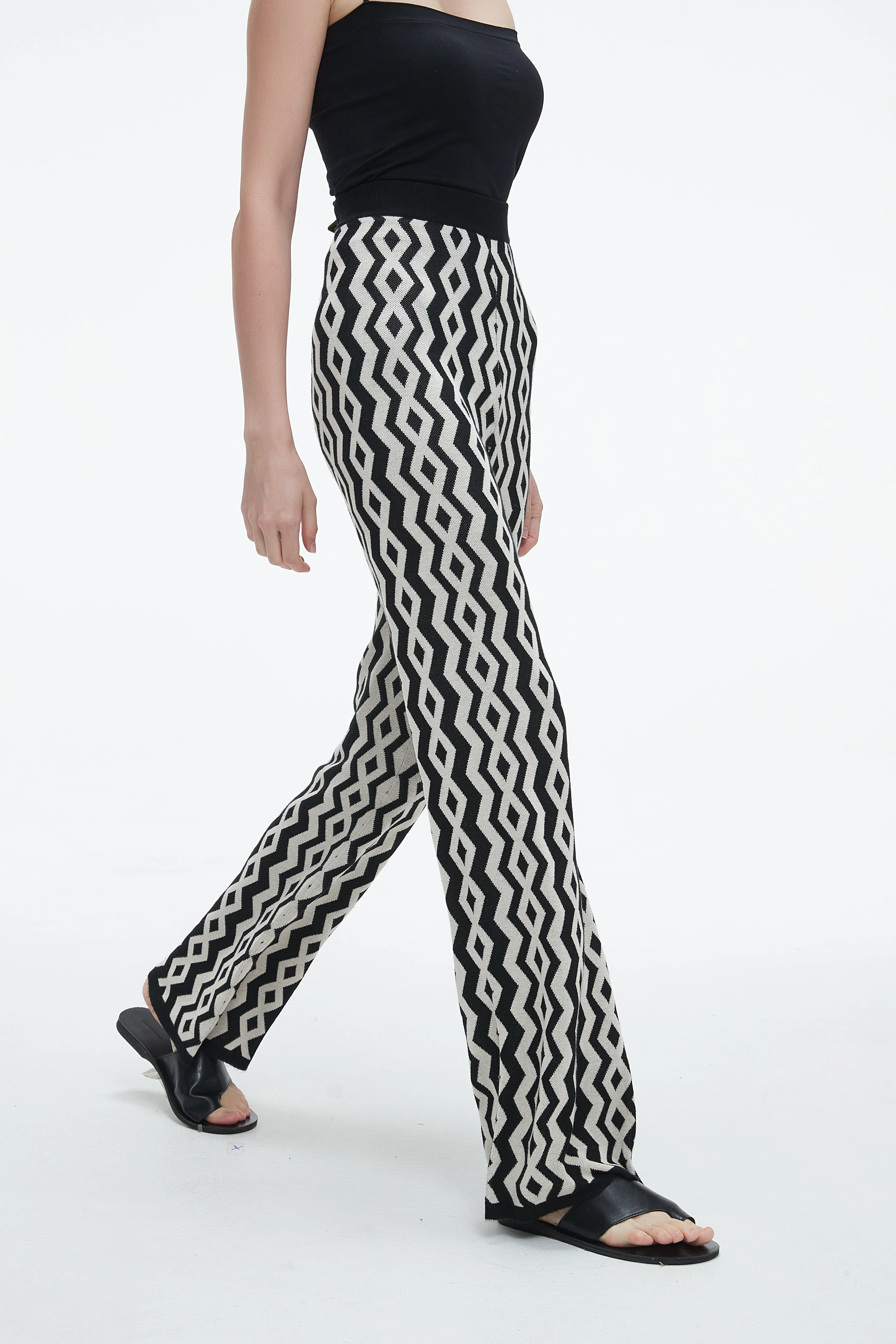 Long Wide-Leg Printed Trousers - Image 7