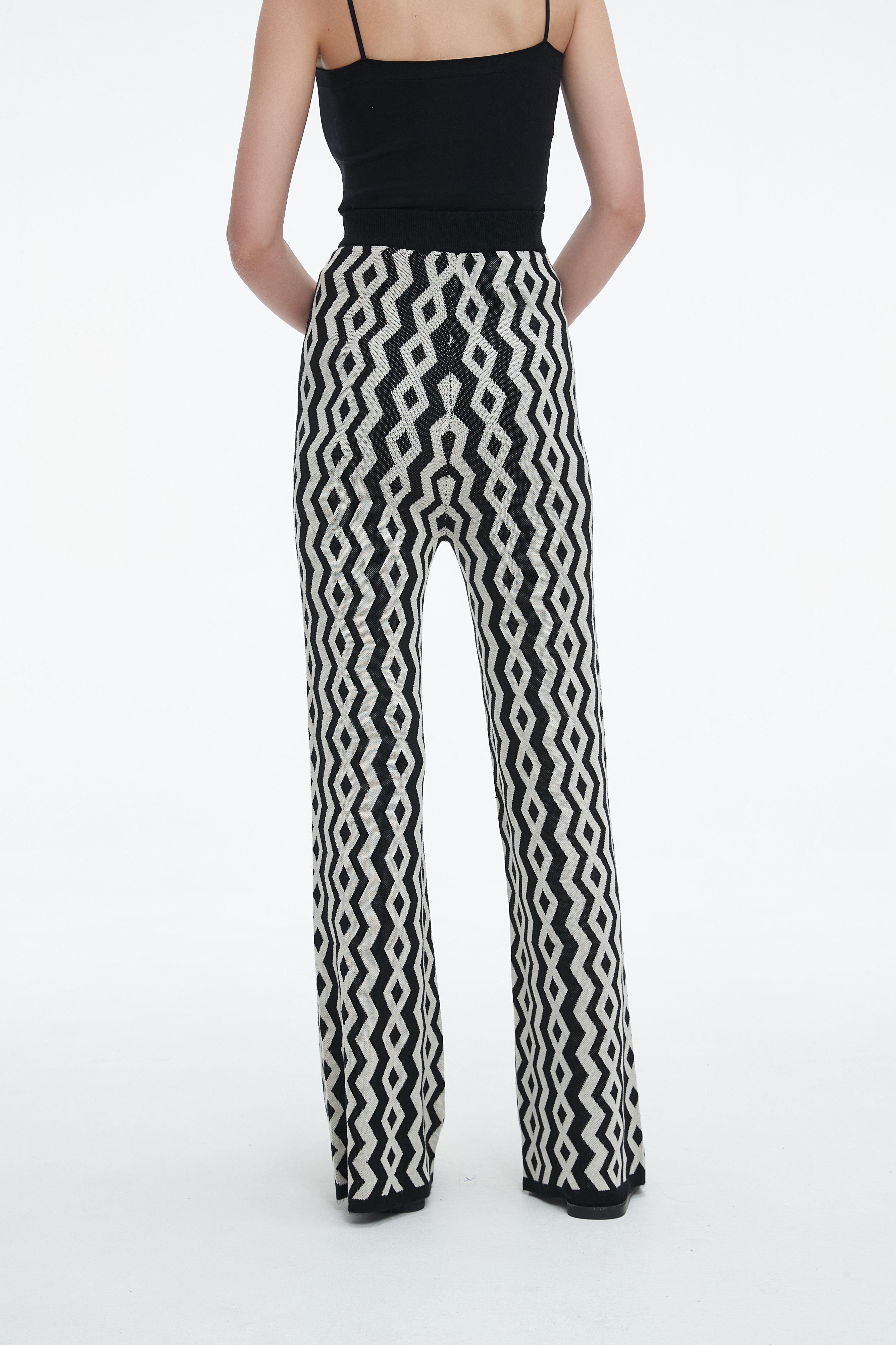 Long Wide-Leg Printed Trousers - Image 8