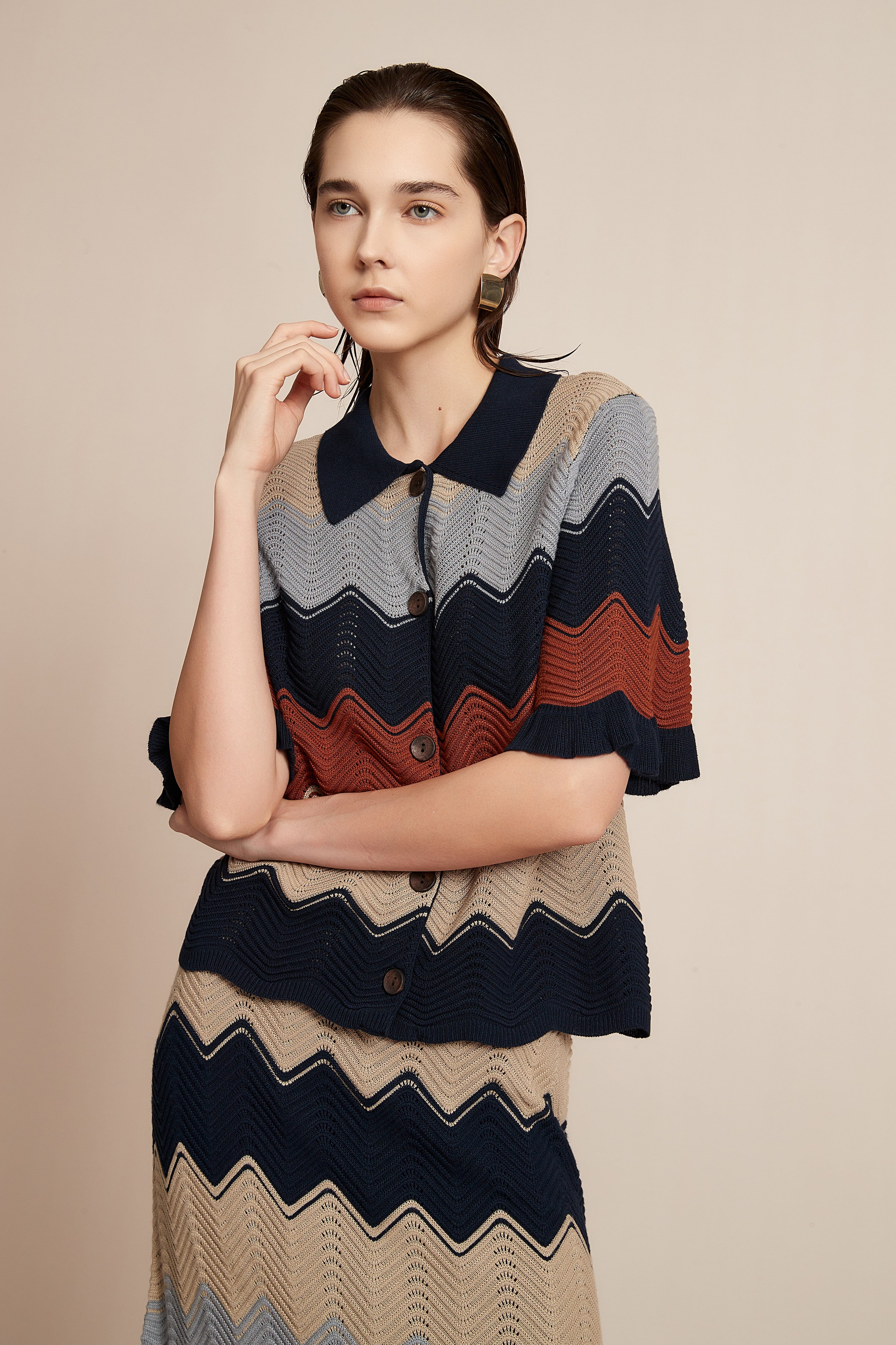 Multi-Colored Wool Blouse With Half Sleeves And Collar - Image 6