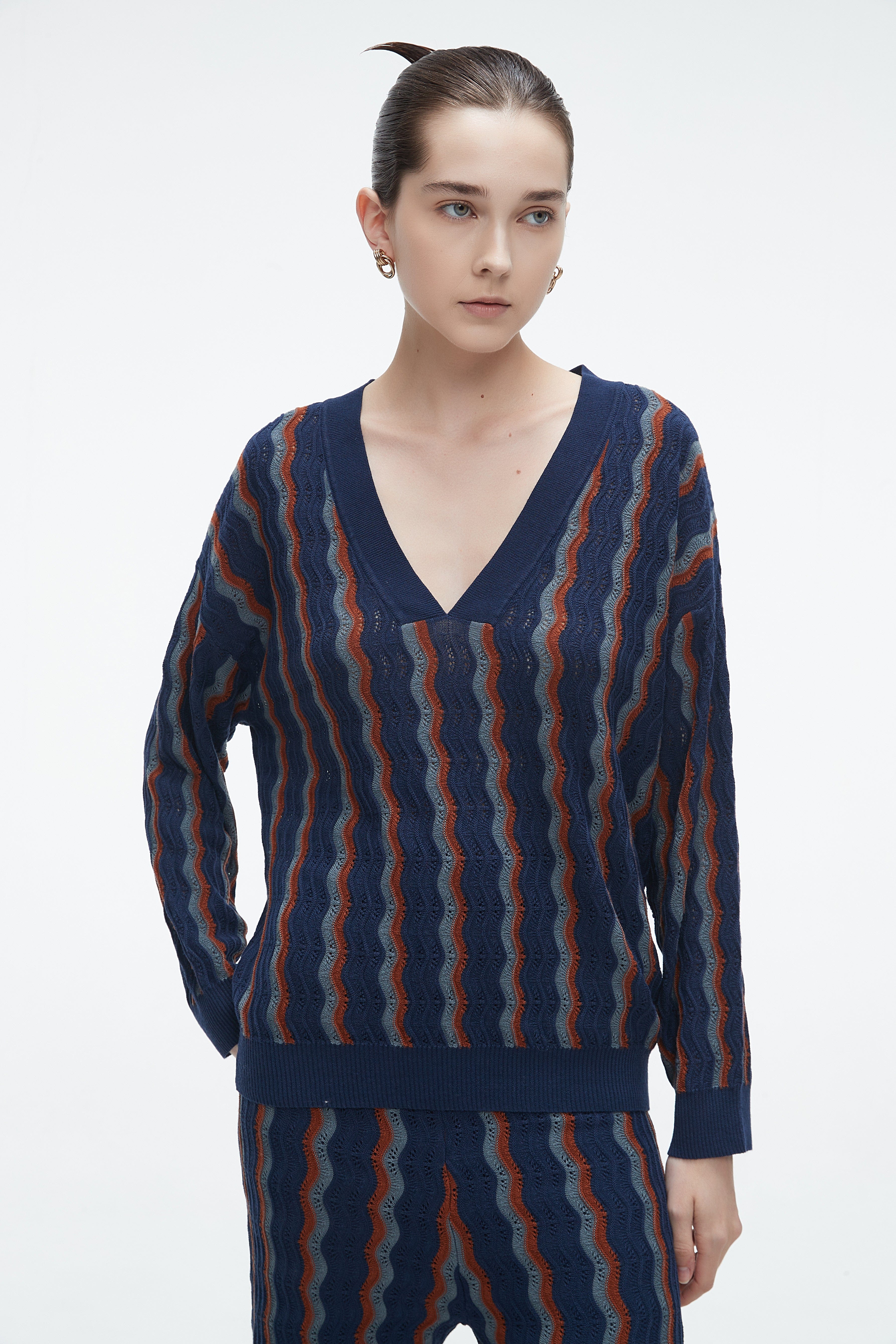 Winter Blouse With A V-Neck, Vertically Striped - Image 4