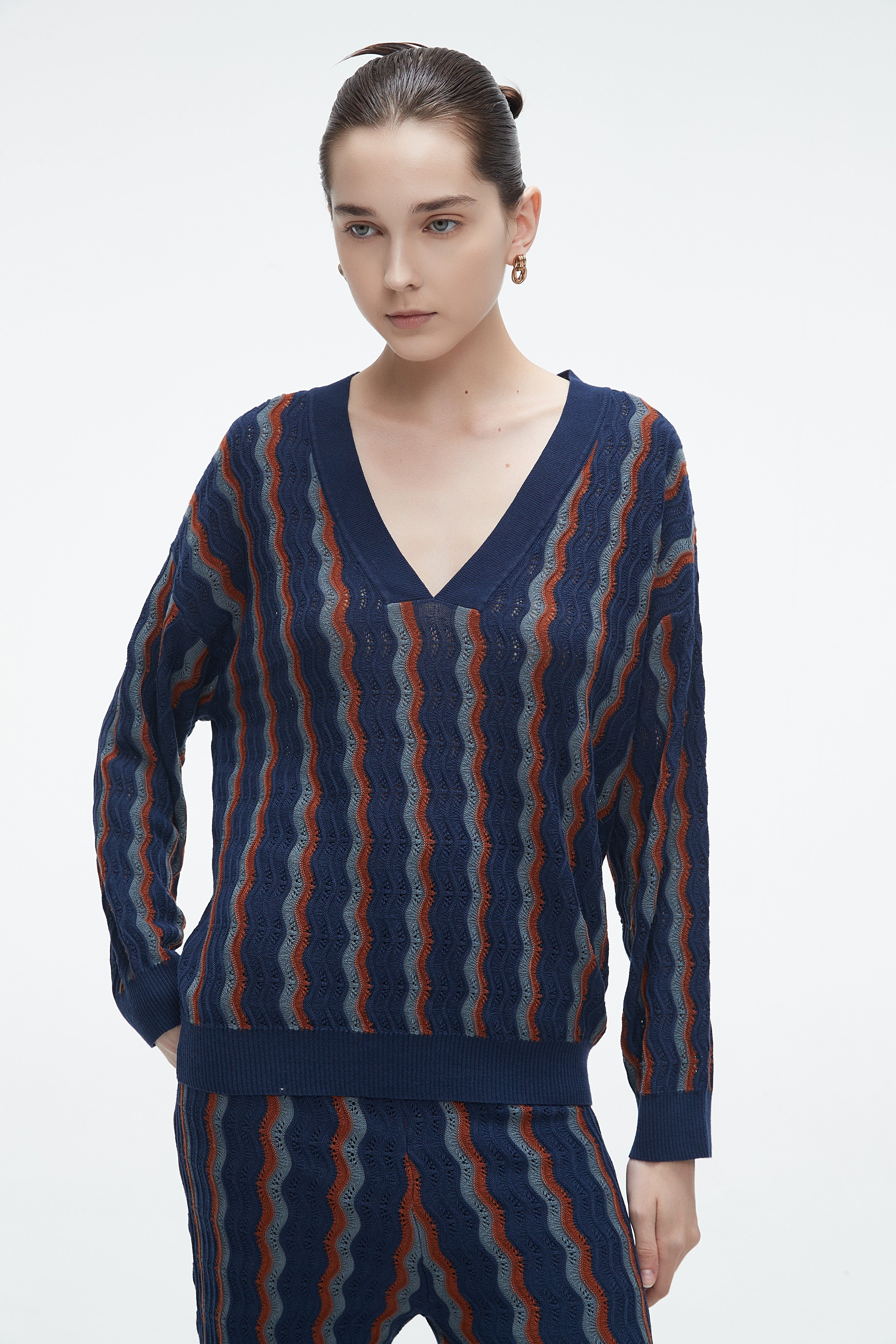 Winter Blouse With A V-Neck, Vertically Striped - Image 5