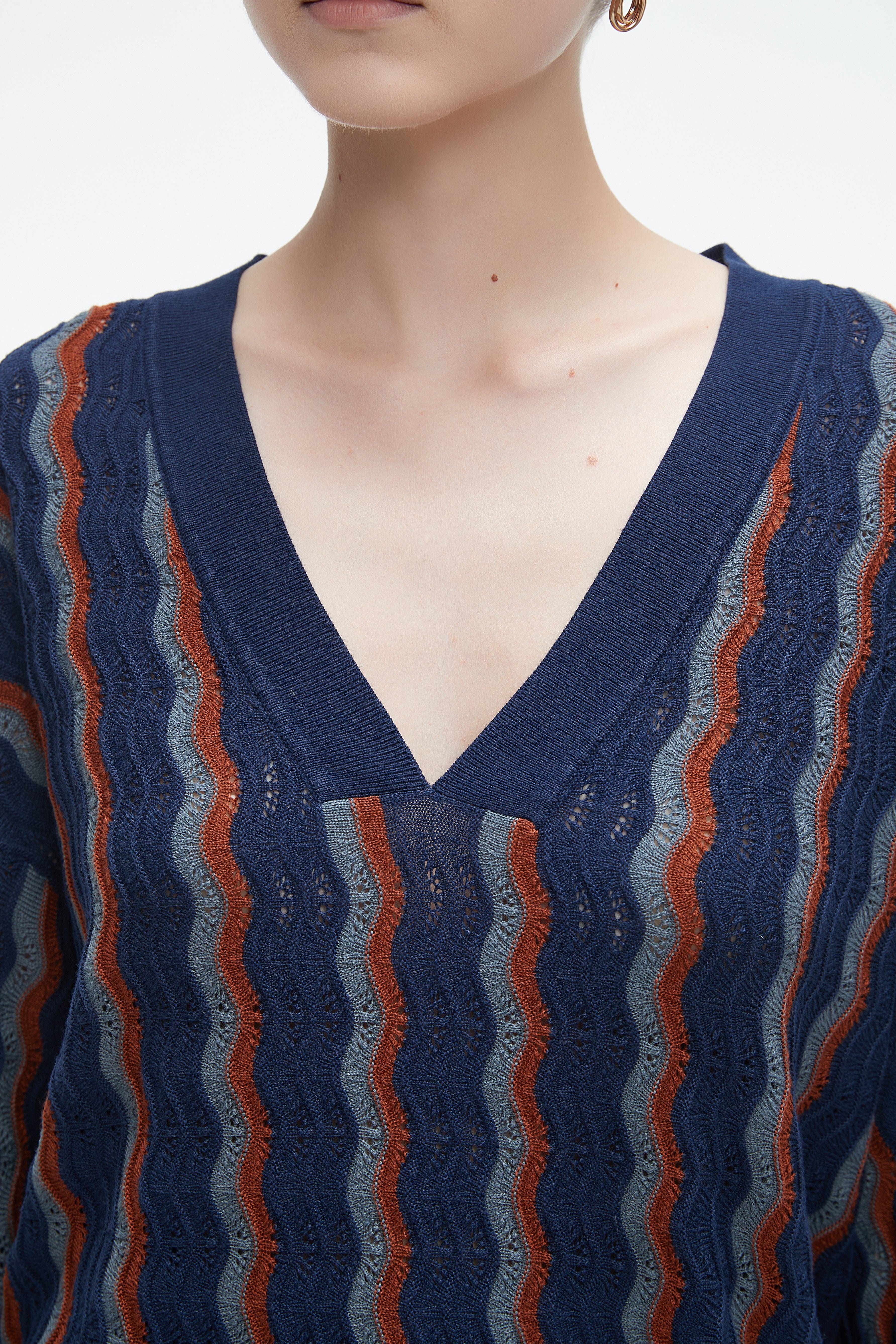 Winter Blouse With A V-Neck, Vertically Striped - Image 6