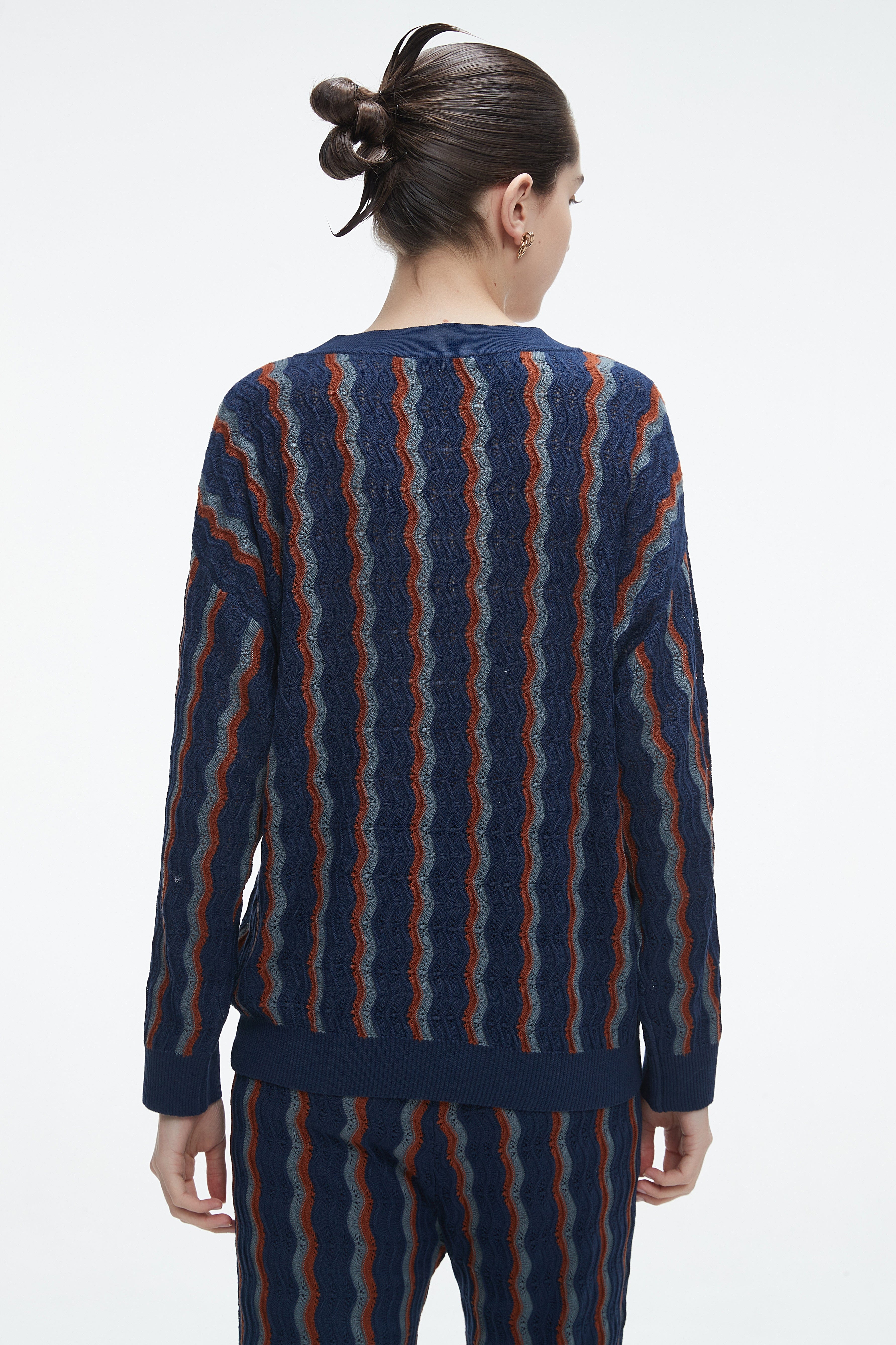 Winter Blouse With A V-Neck, Vertically Striped - Image 8