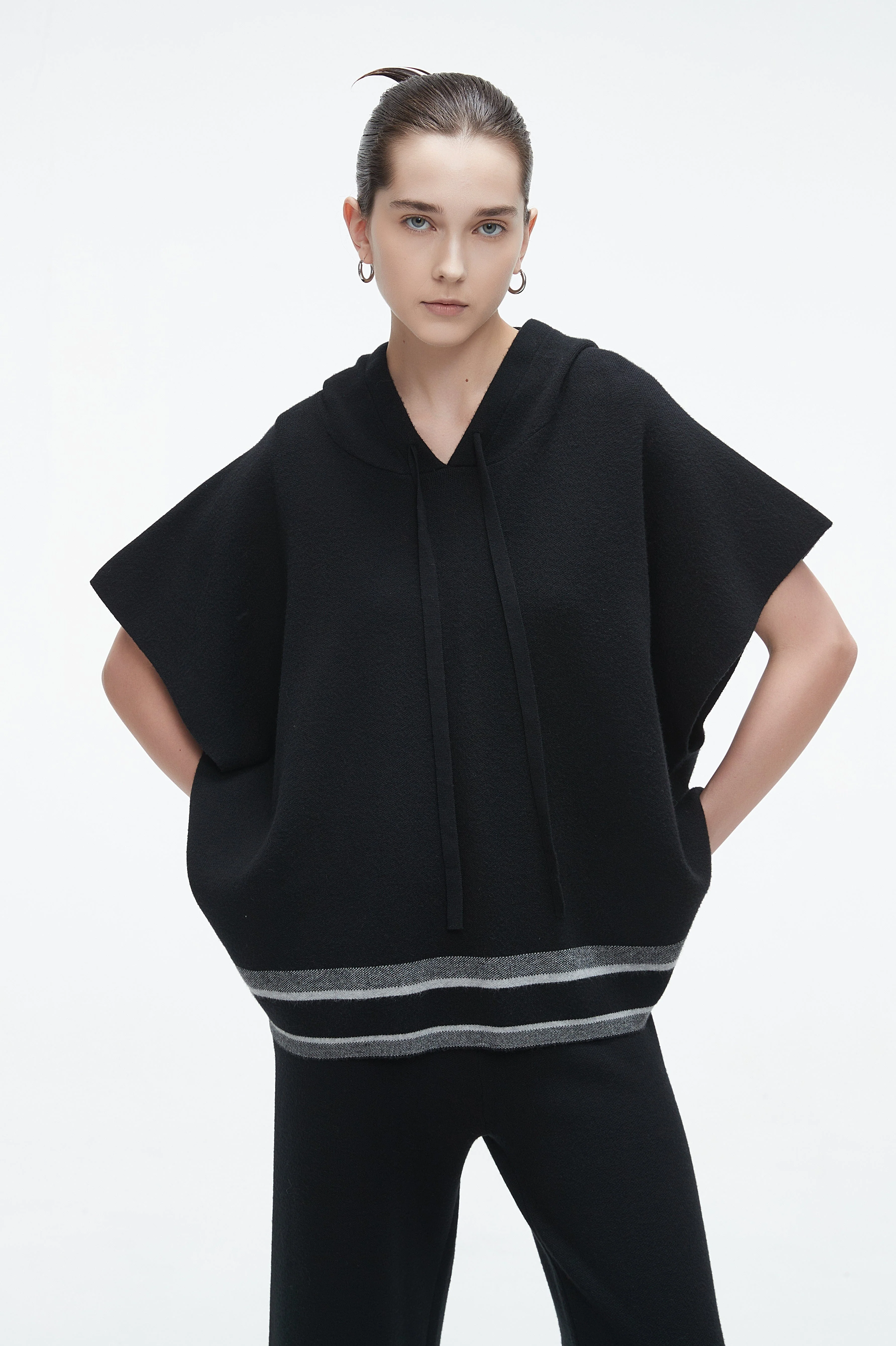 Short-Sleeve Wool Blouse With A Loose Fit And Neck Tie