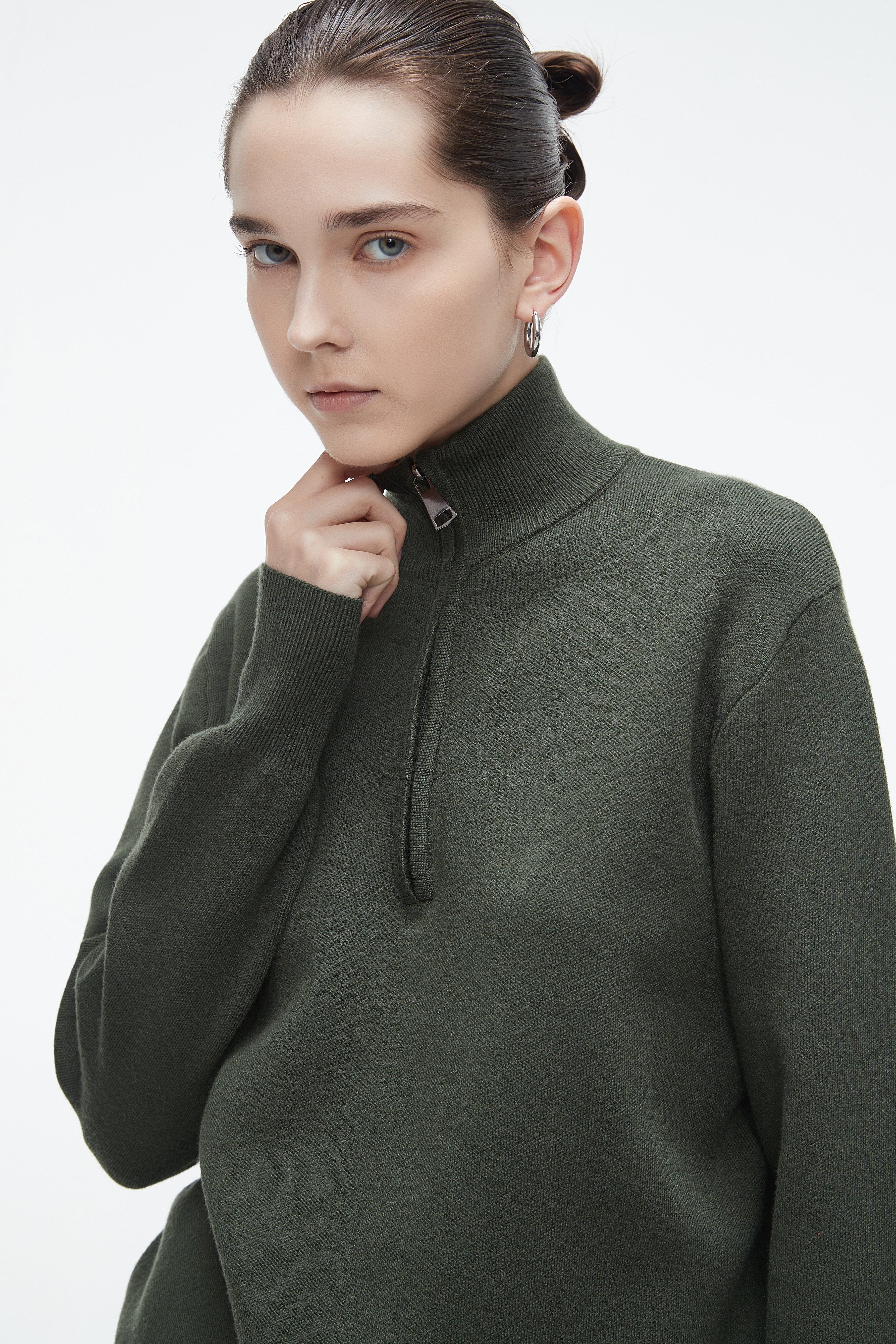 Plain Winter Blouse With Long Collar And Front Zipper And Long Sleeves - Image 5