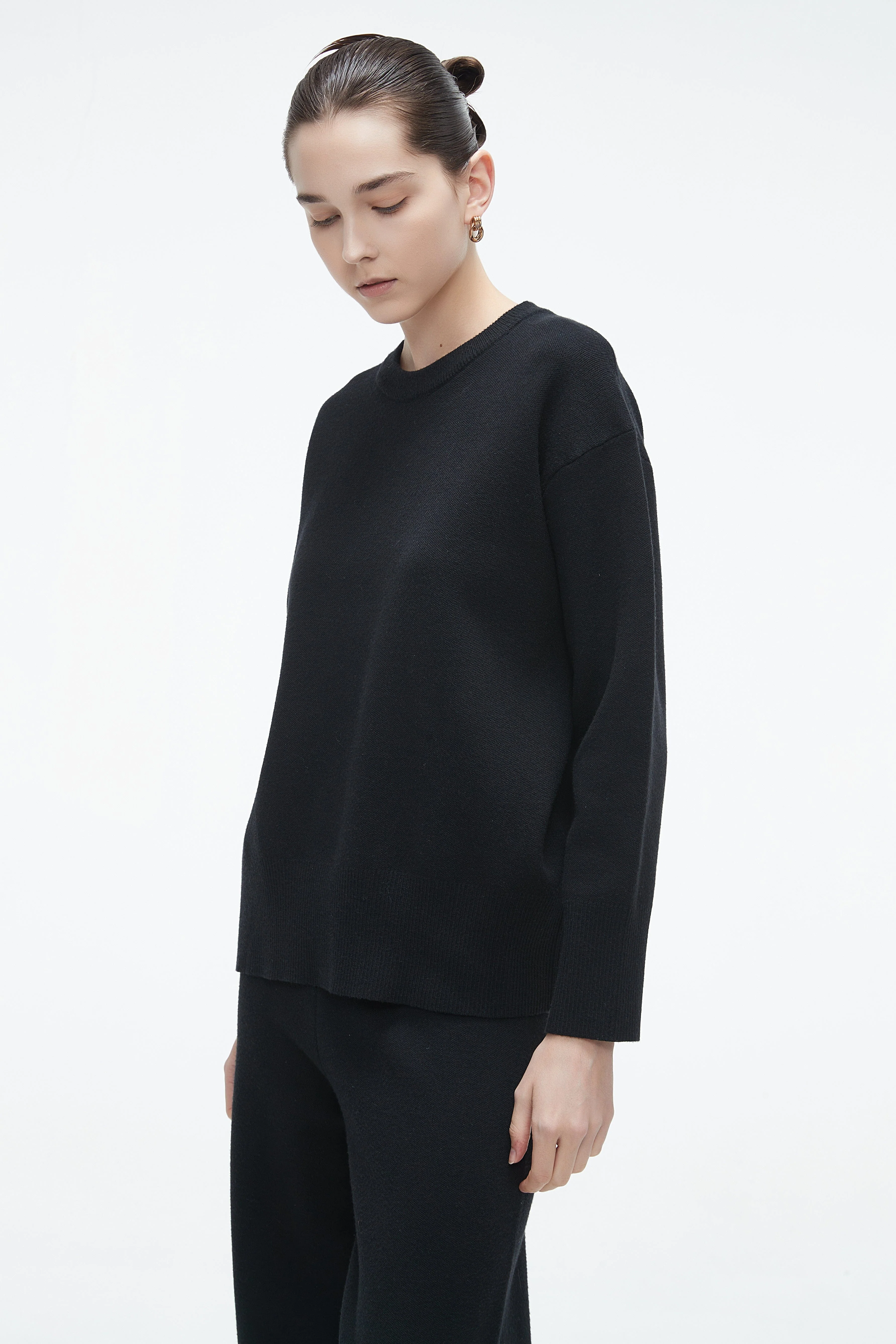 Long-Sleeve Solid Winter Blouse - Image 4