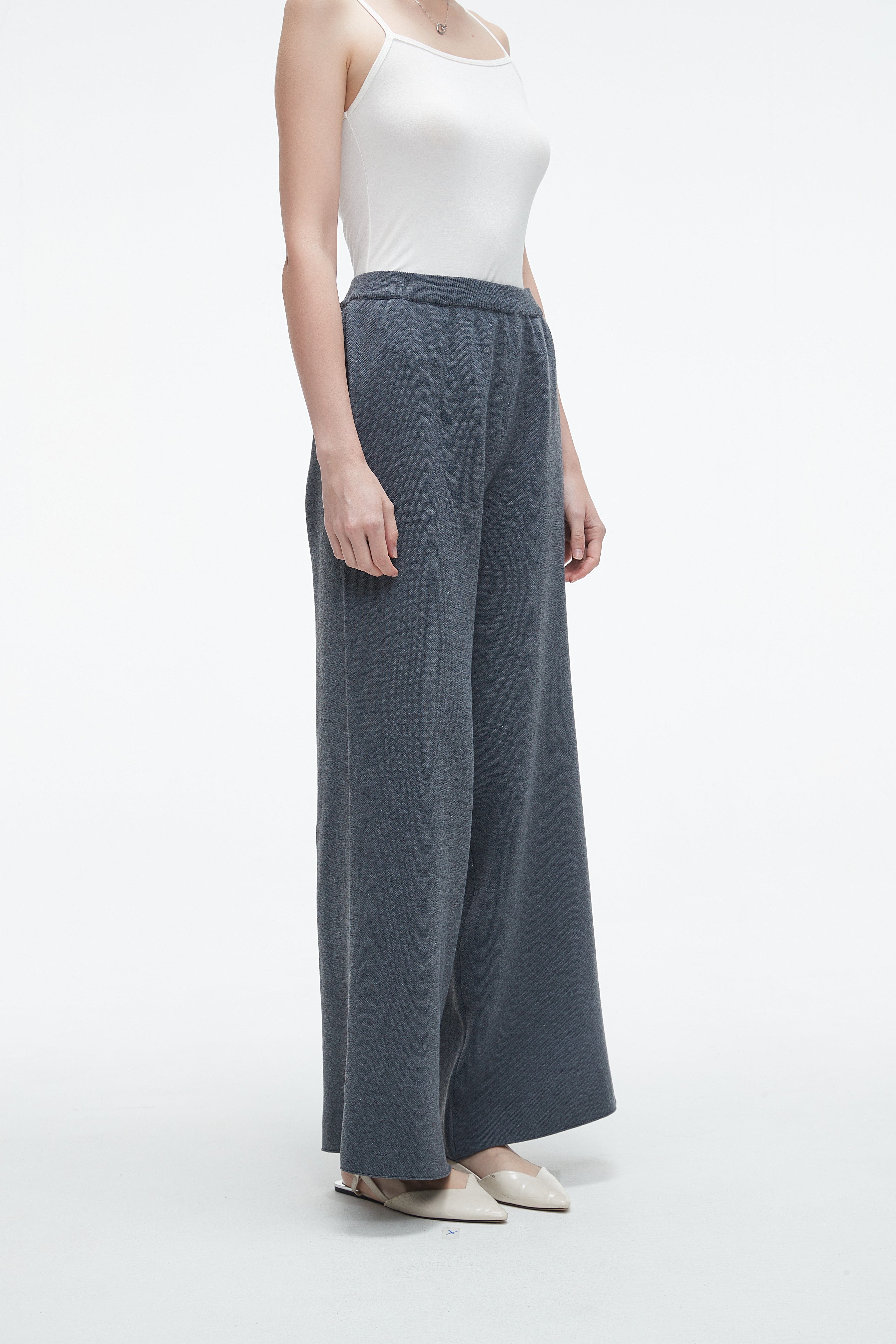 Plain Long Wide-Leg Pants - Image 3