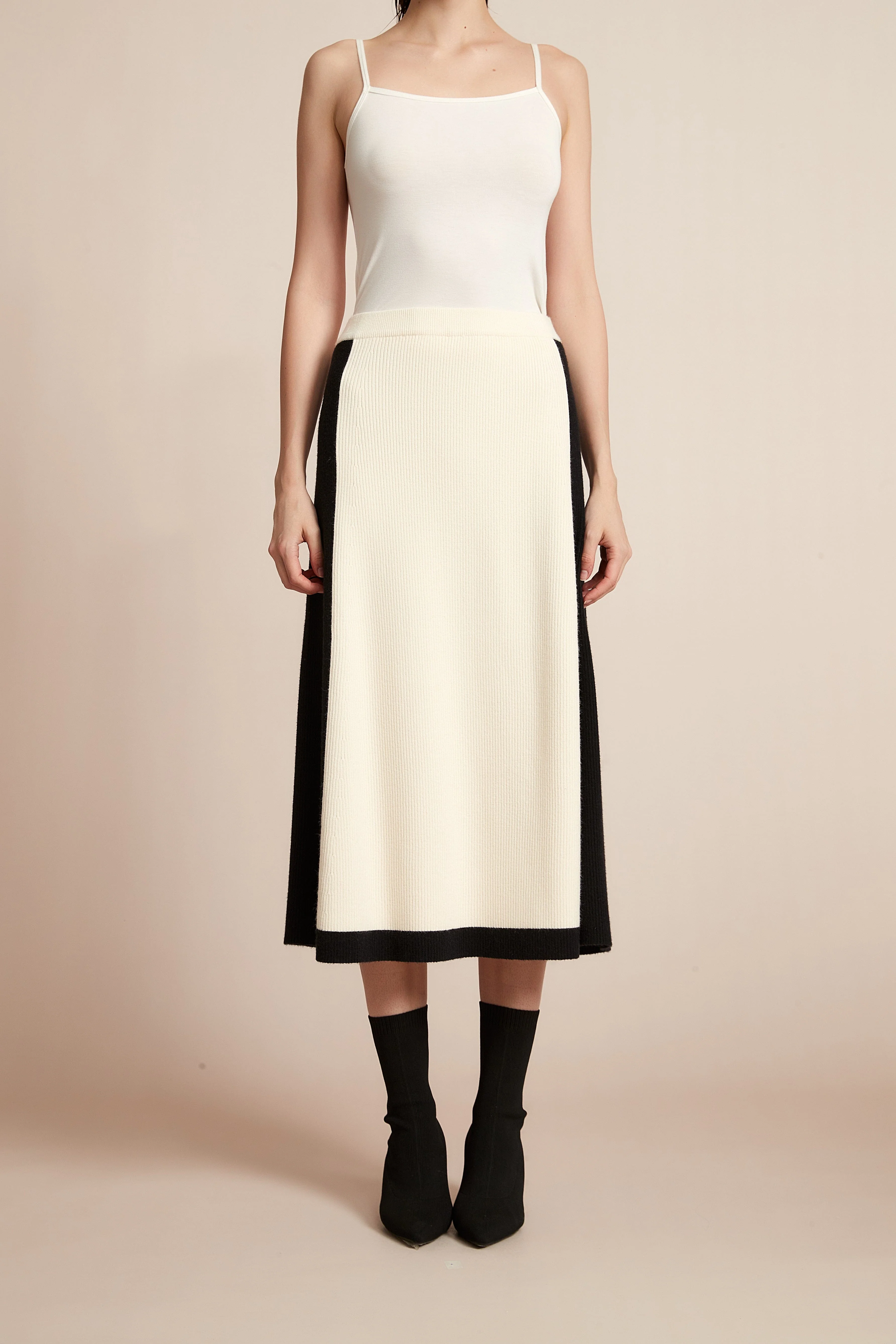 Ribbed Midi Skirt Winter - Image 3