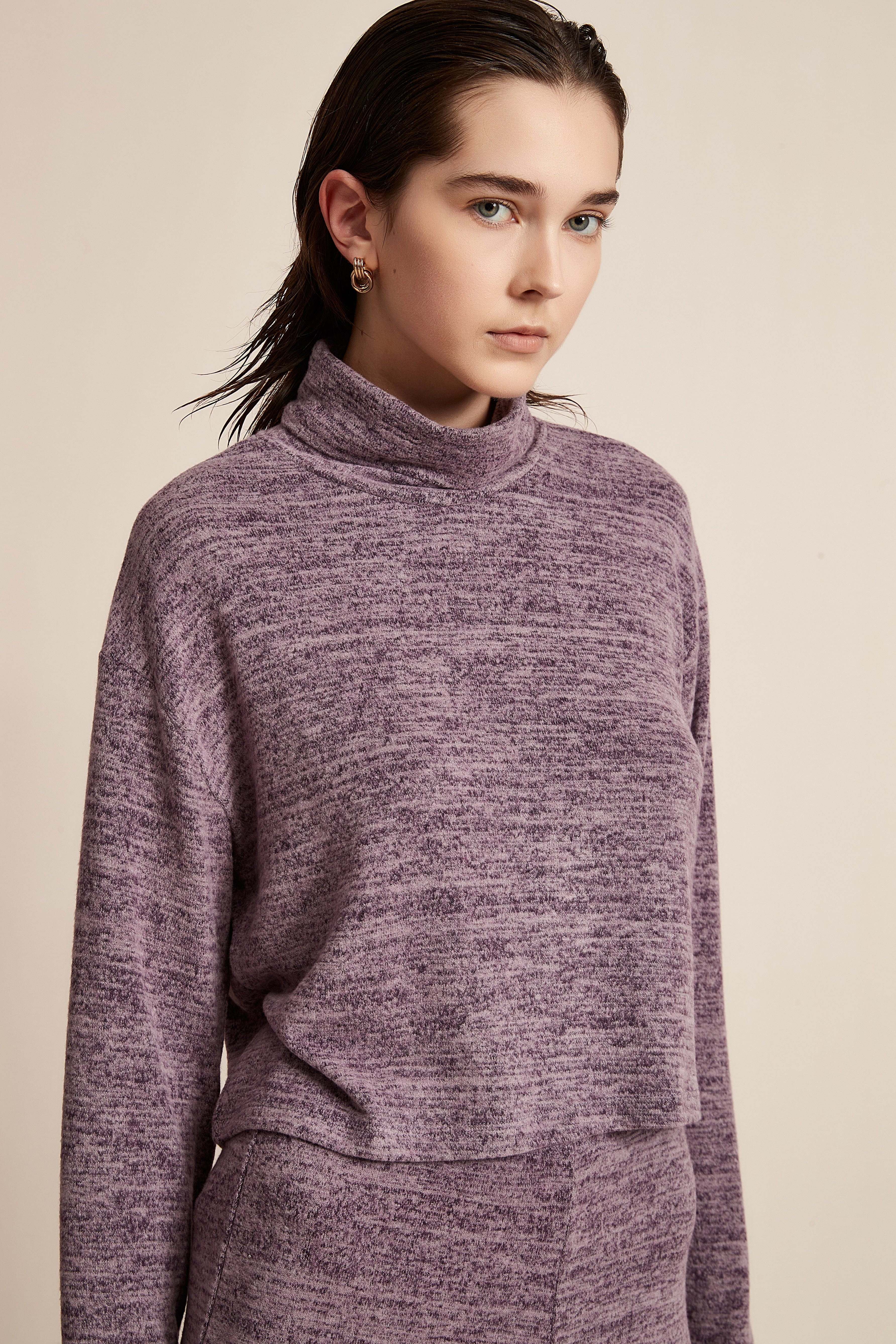 Long Winter Blouse With Long Sleeves And High Neck - Image 10