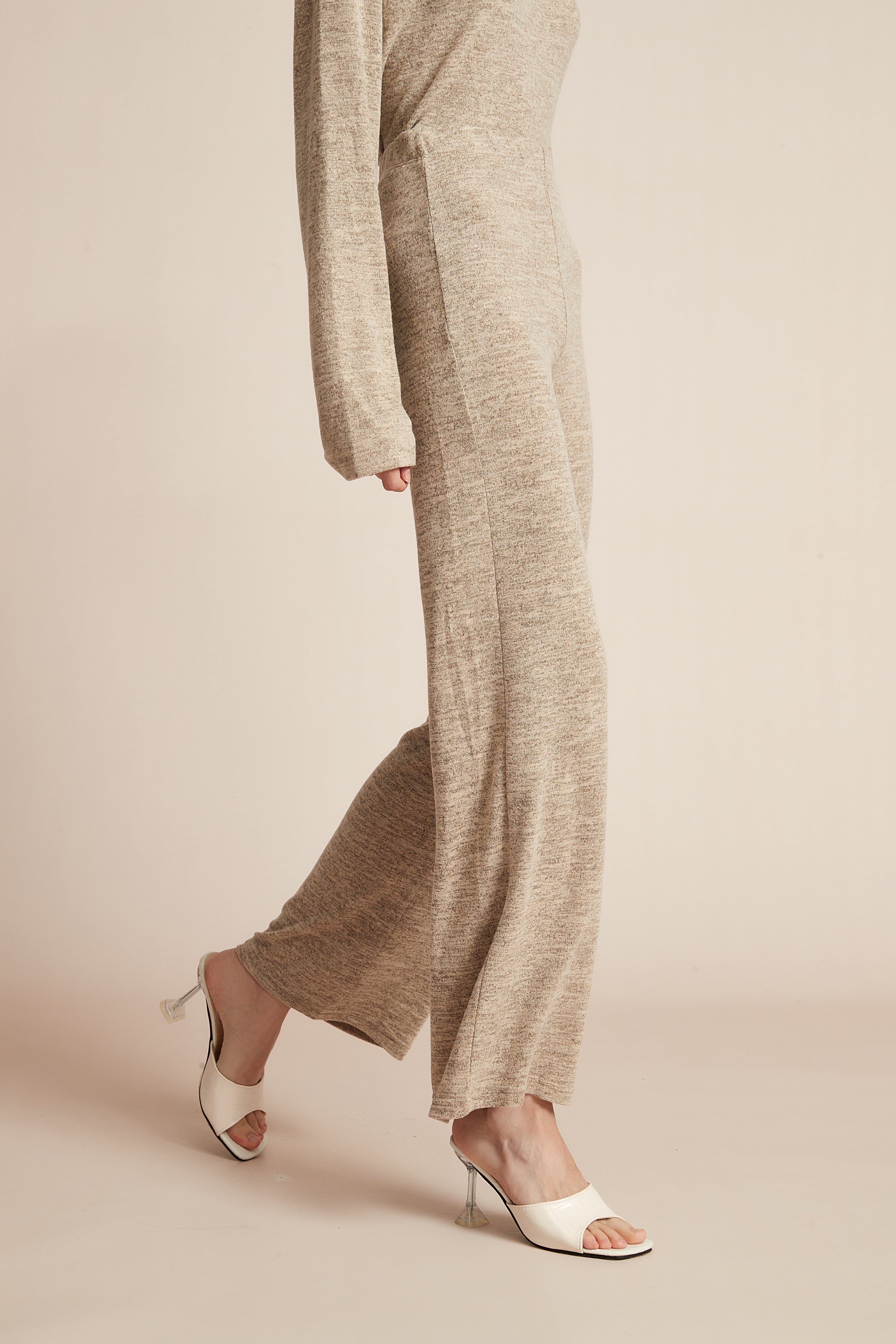 Plain Wide-Leg Winter Trousers - Image 7