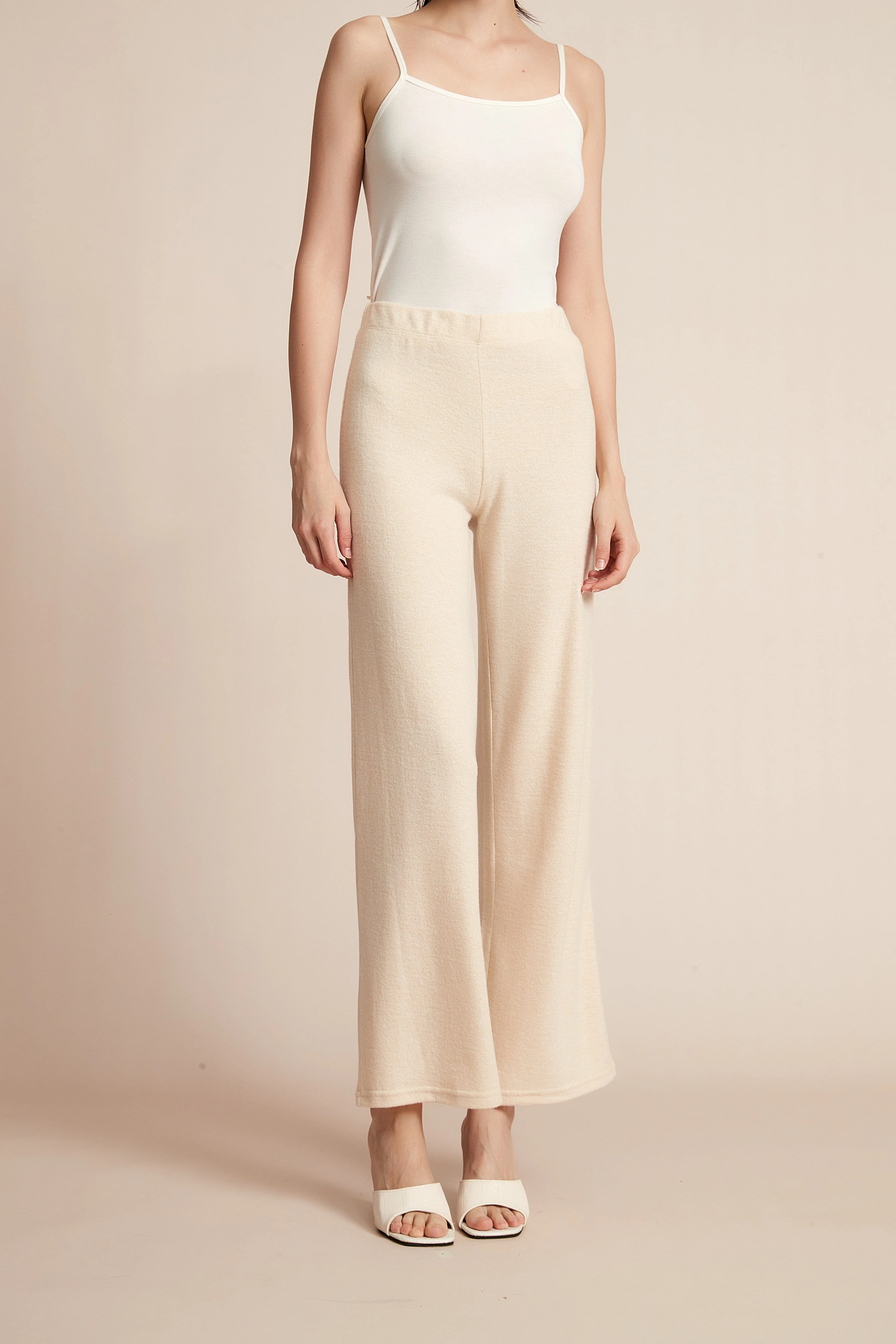 Plain Wide-Leg Winter Pants - Image 12