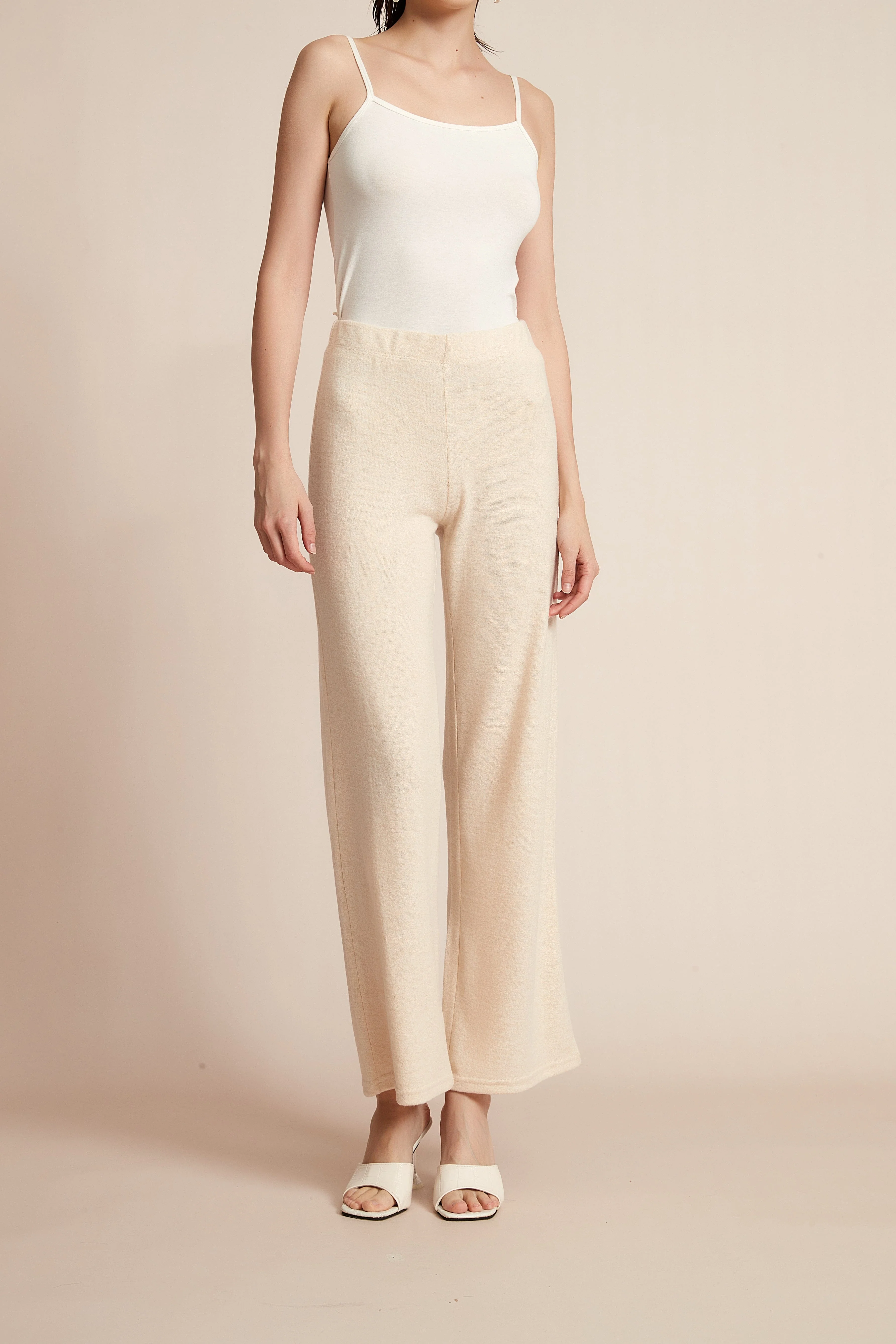 Plain Wide-Leg Winter Pants - Image 13