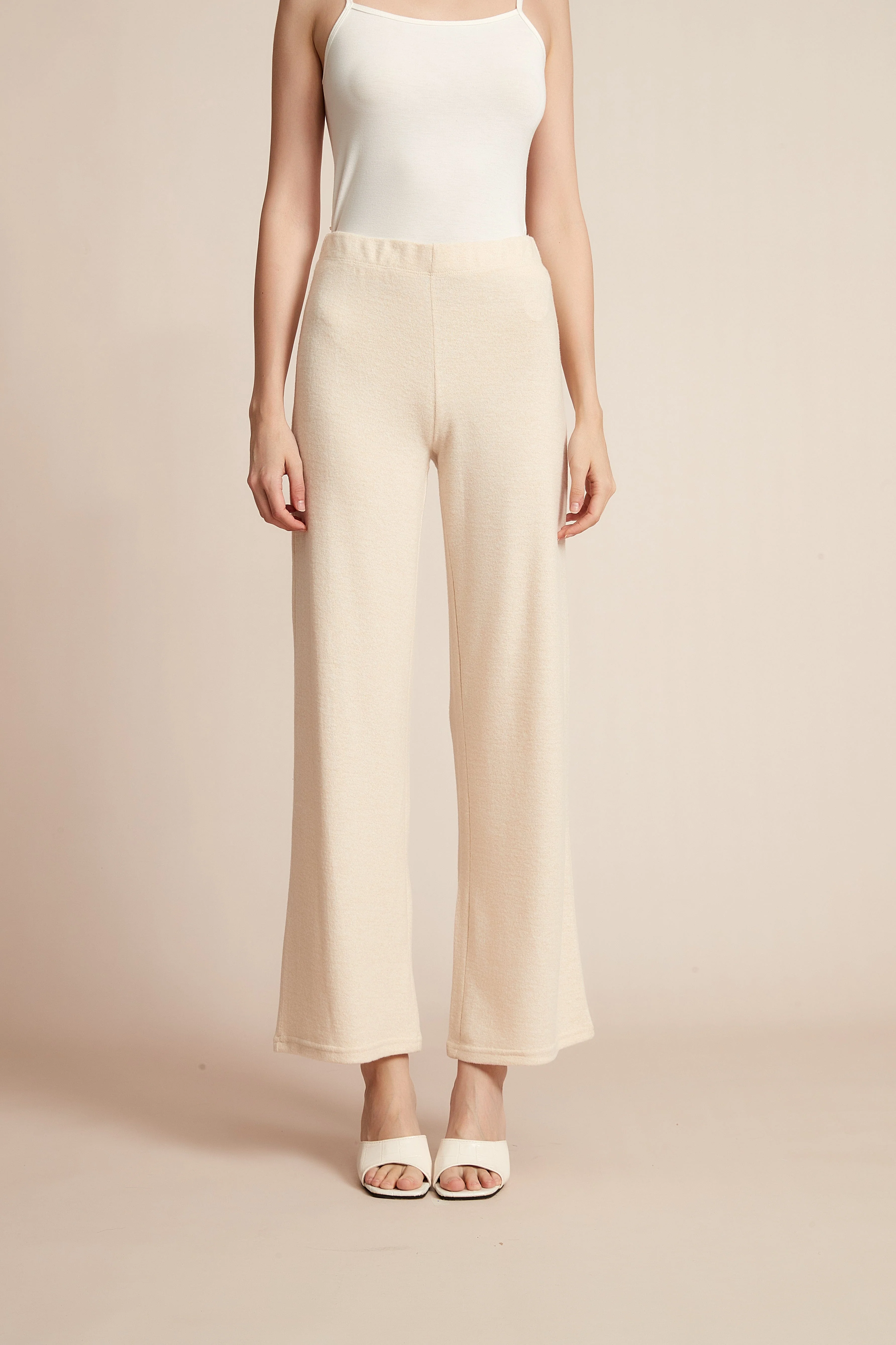 Plain Wide-Leg Winter Pants - Image 9
