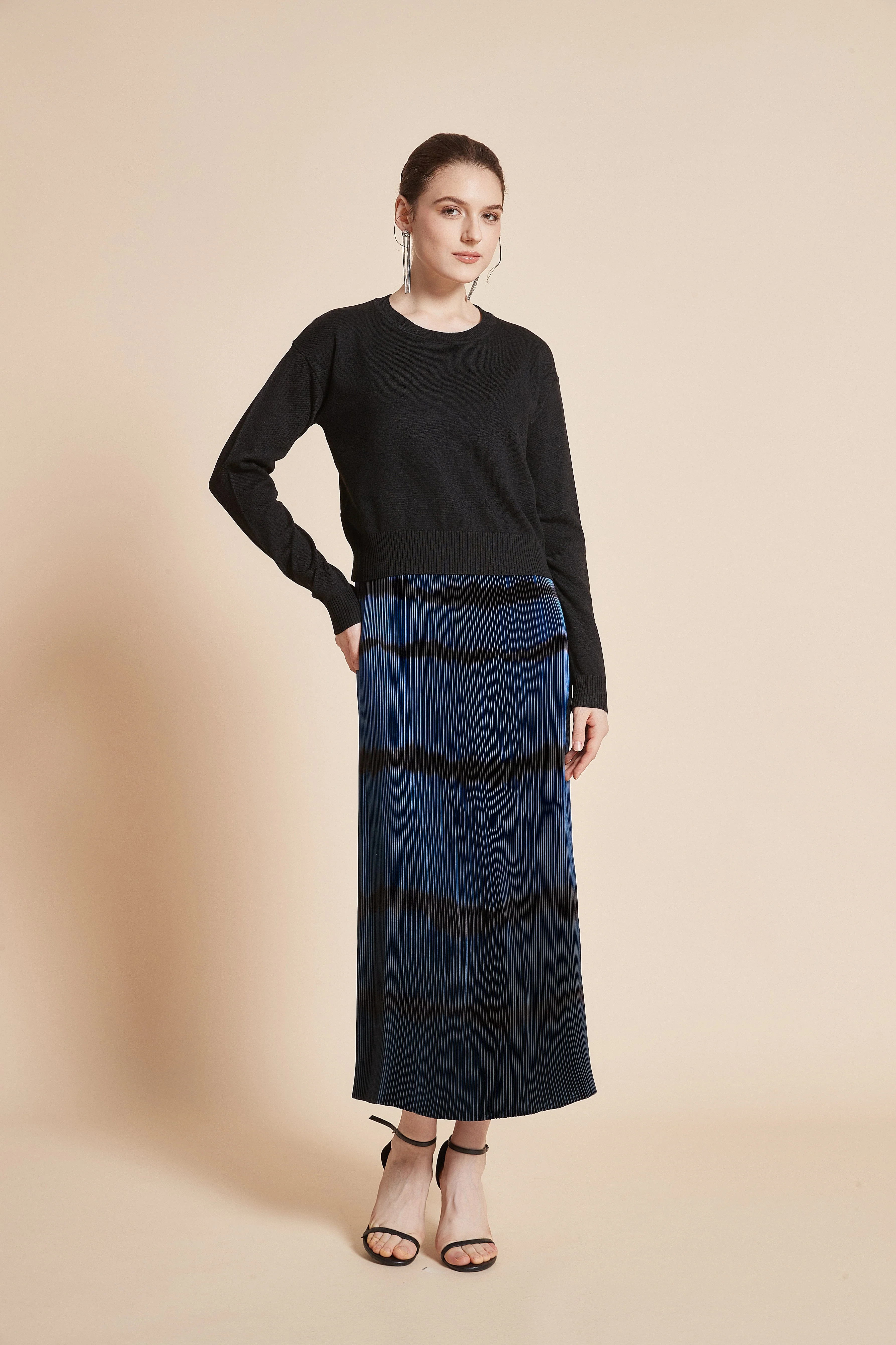 Elevate Your Style with Our Elegant Long Sleeve Blouse - Image 2