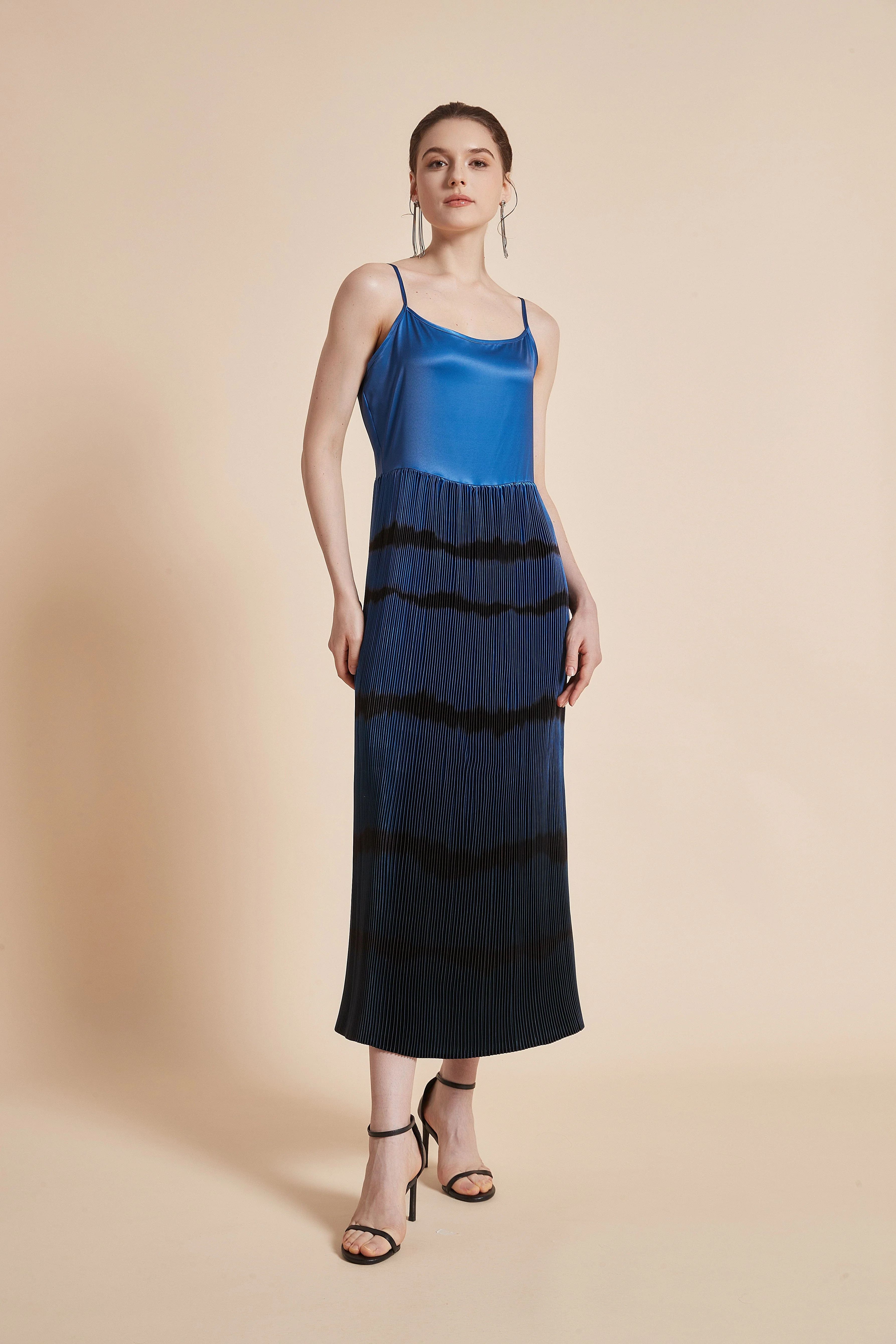 Striped Midi Dress with Straps and Open Neck - Image 6