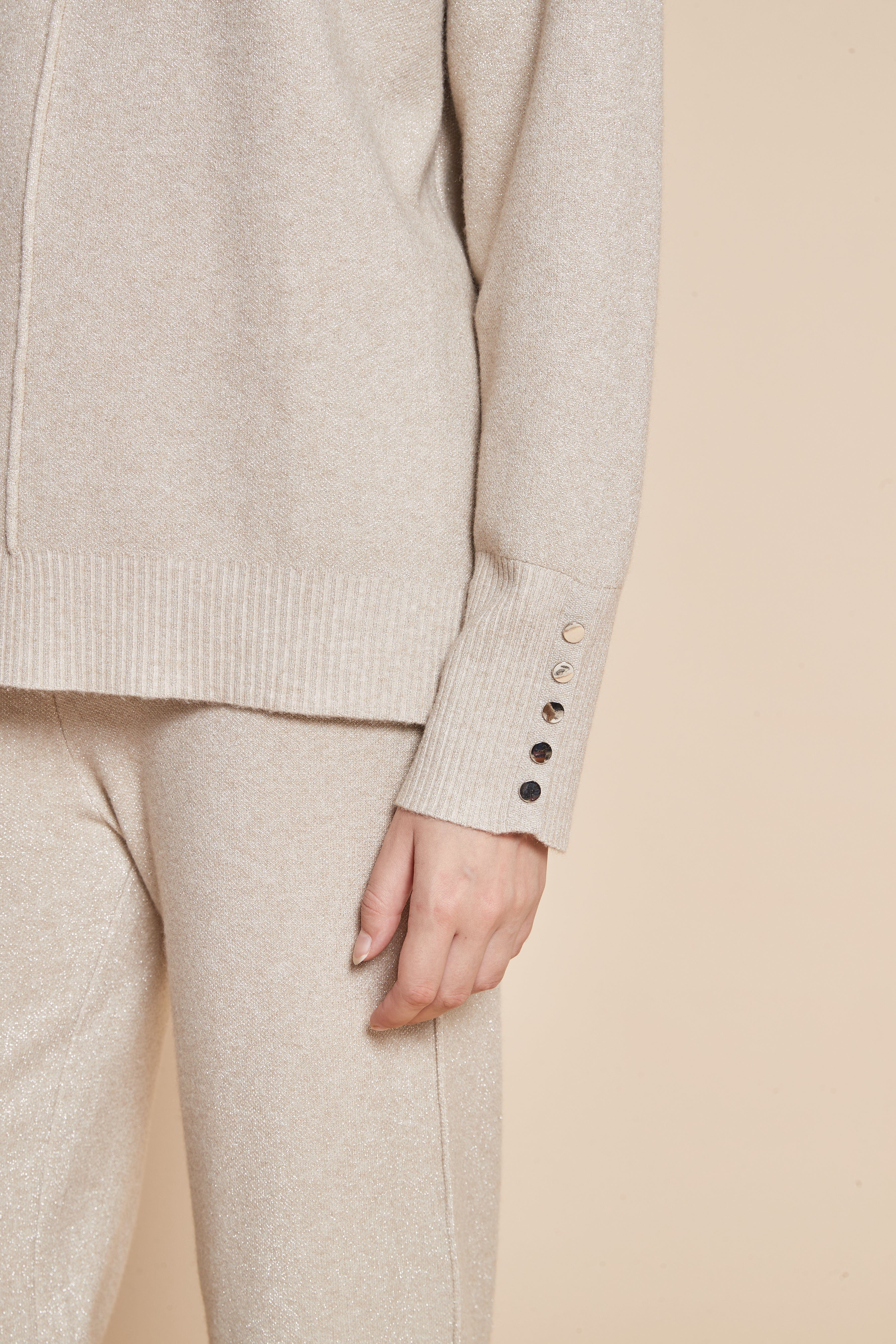 Long Plain Blouse With Long Sleeves - Image 6