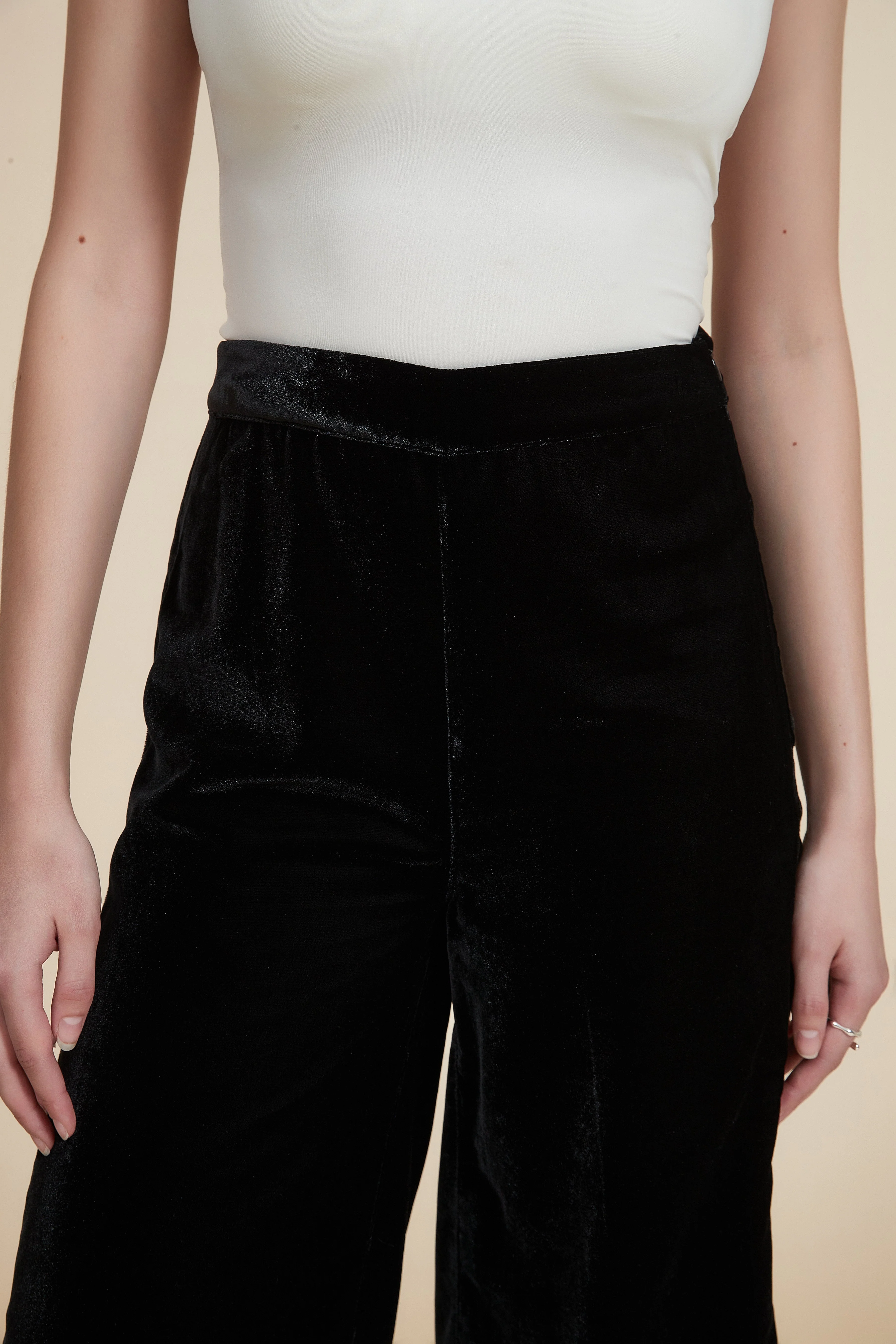 Wide-Leg High-Waisted Trousers - Image 4