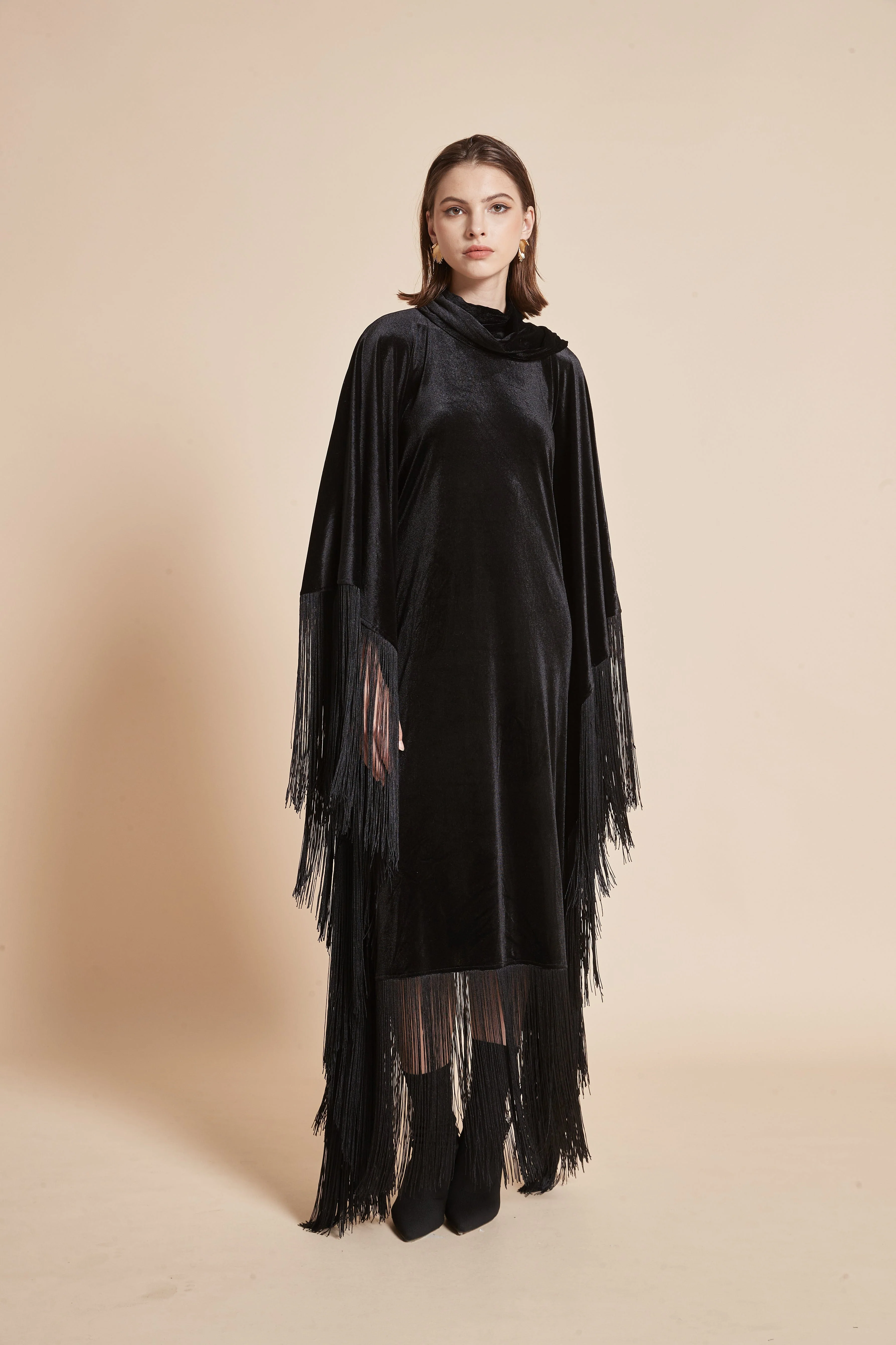 Winter Velvet Dress with Butterfly Cut - Image 4