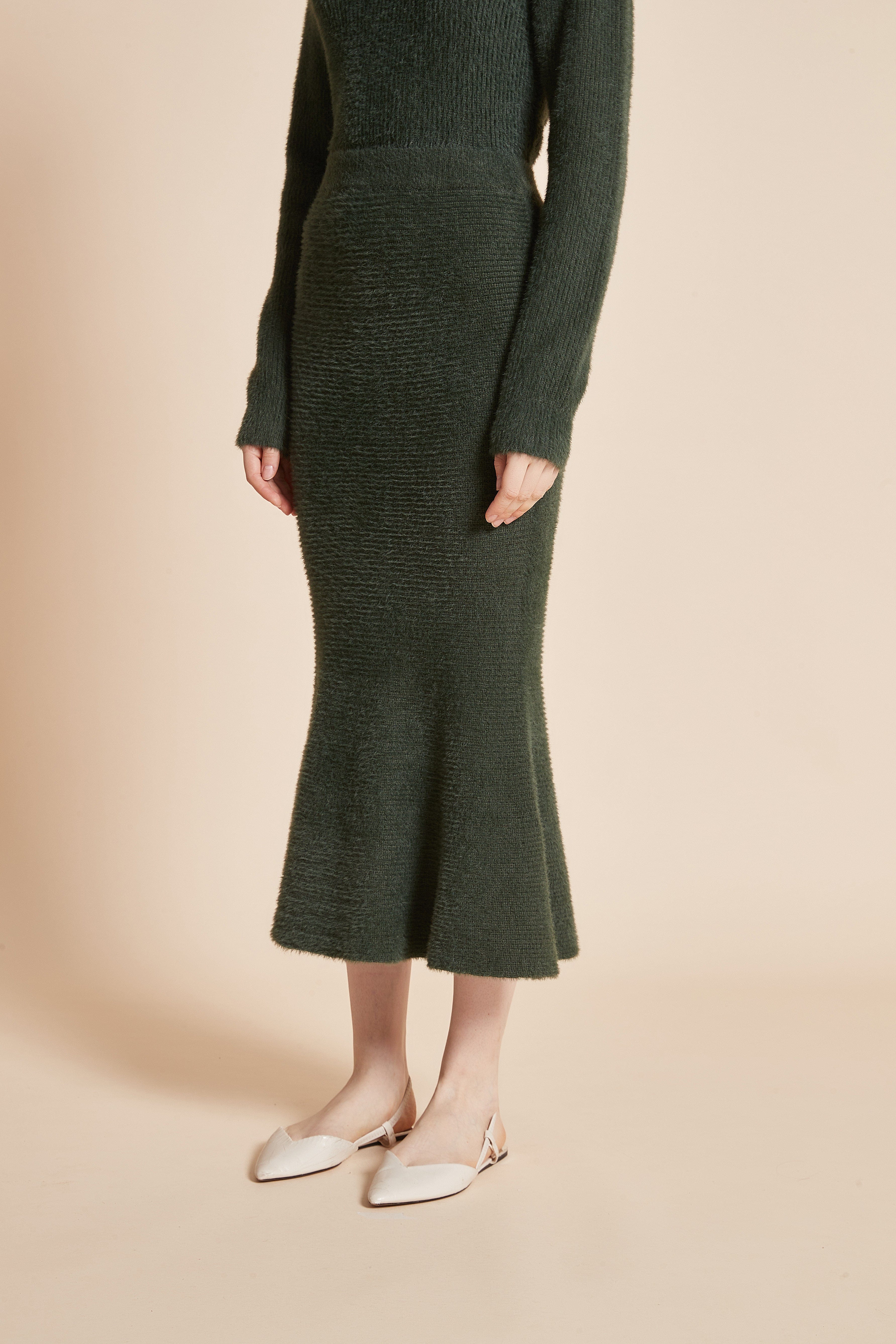 Midi Skirt With Ruffled Cut - Image 4
