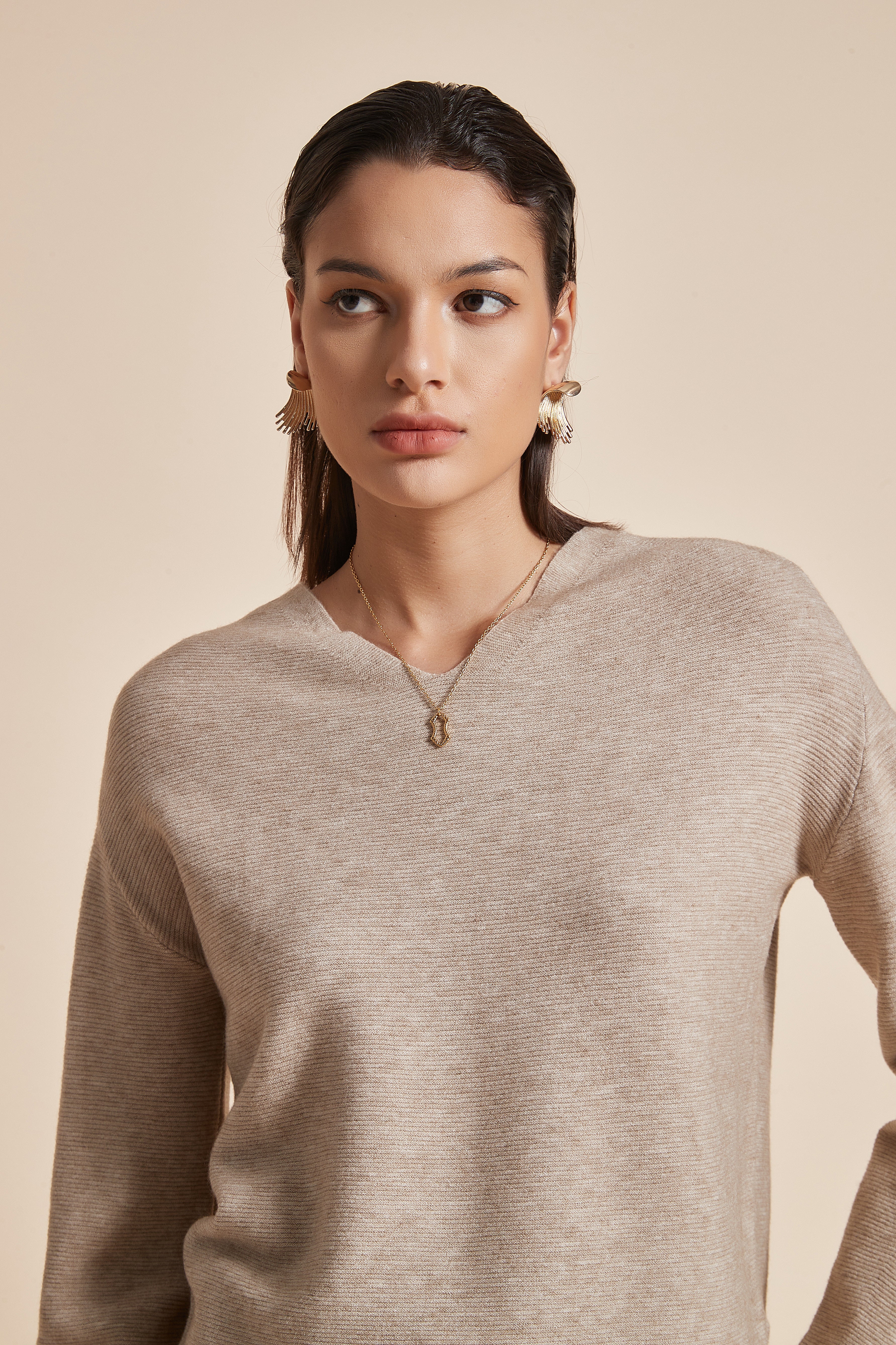Plain Blouse With Long Sleeves And V-Neck - Image 7