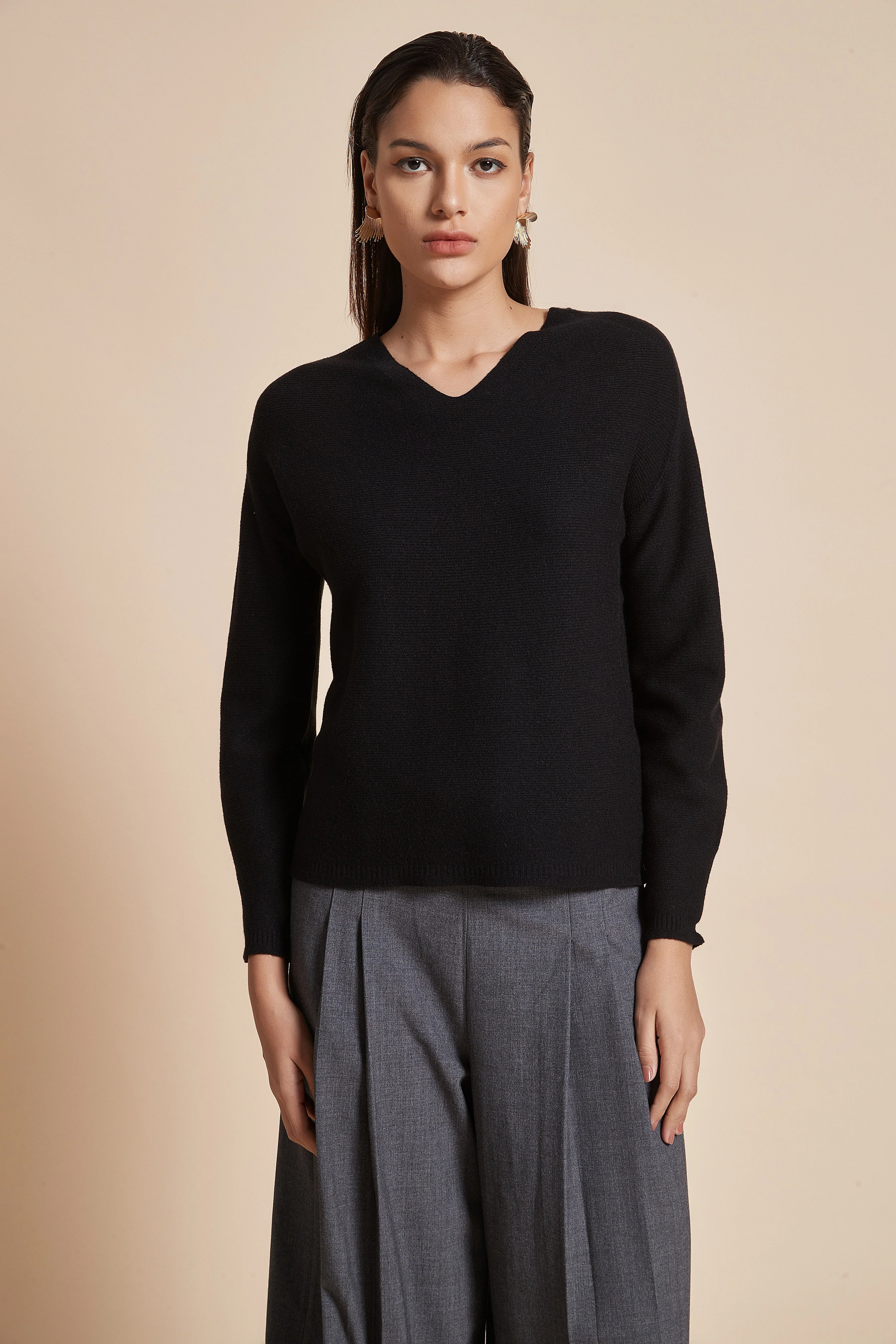 Fitted Plain Blouse With Long Sleeves - Image 4
