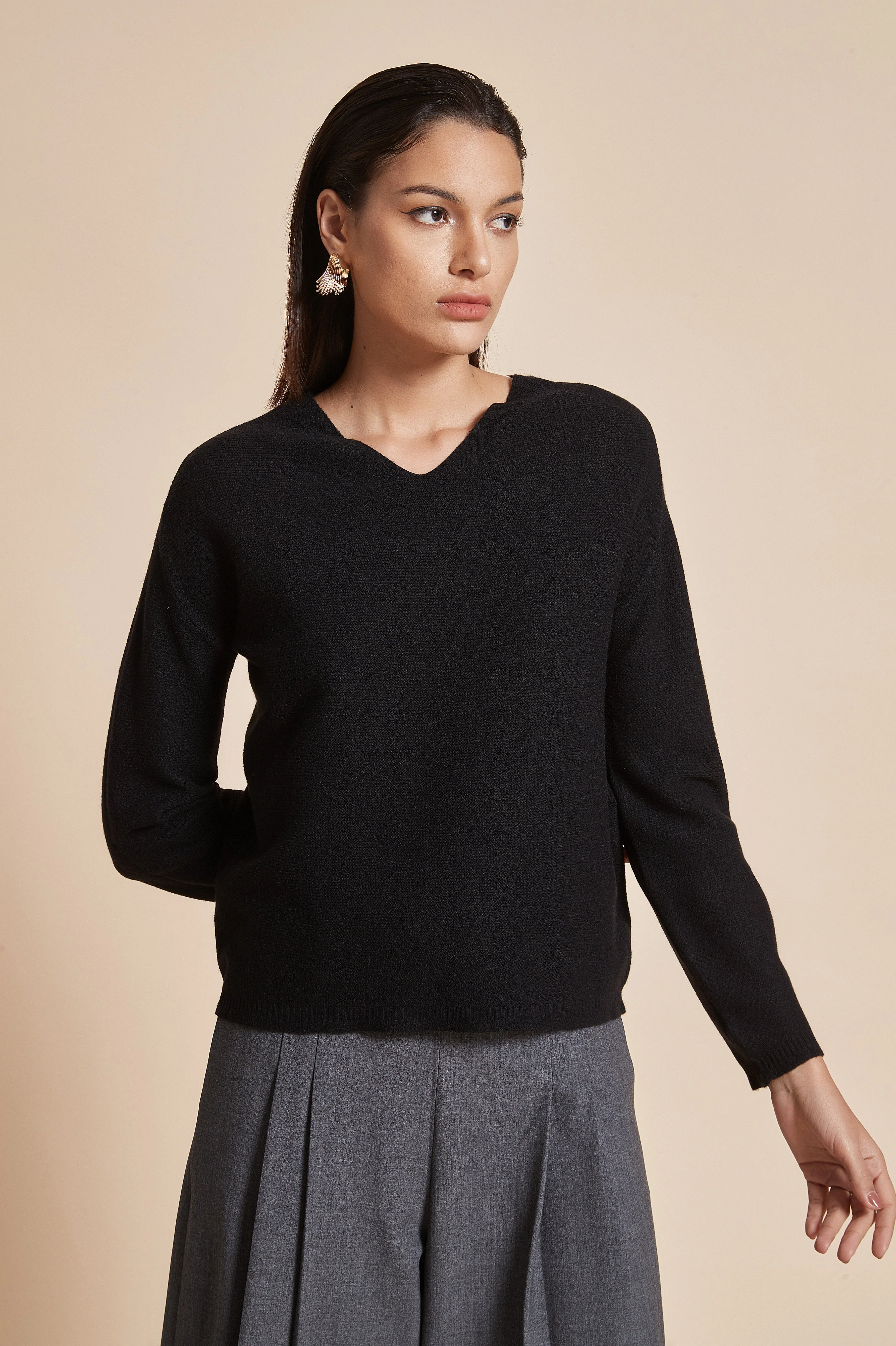 Fitted Plain Blouse With Long Sleeves - Image 6