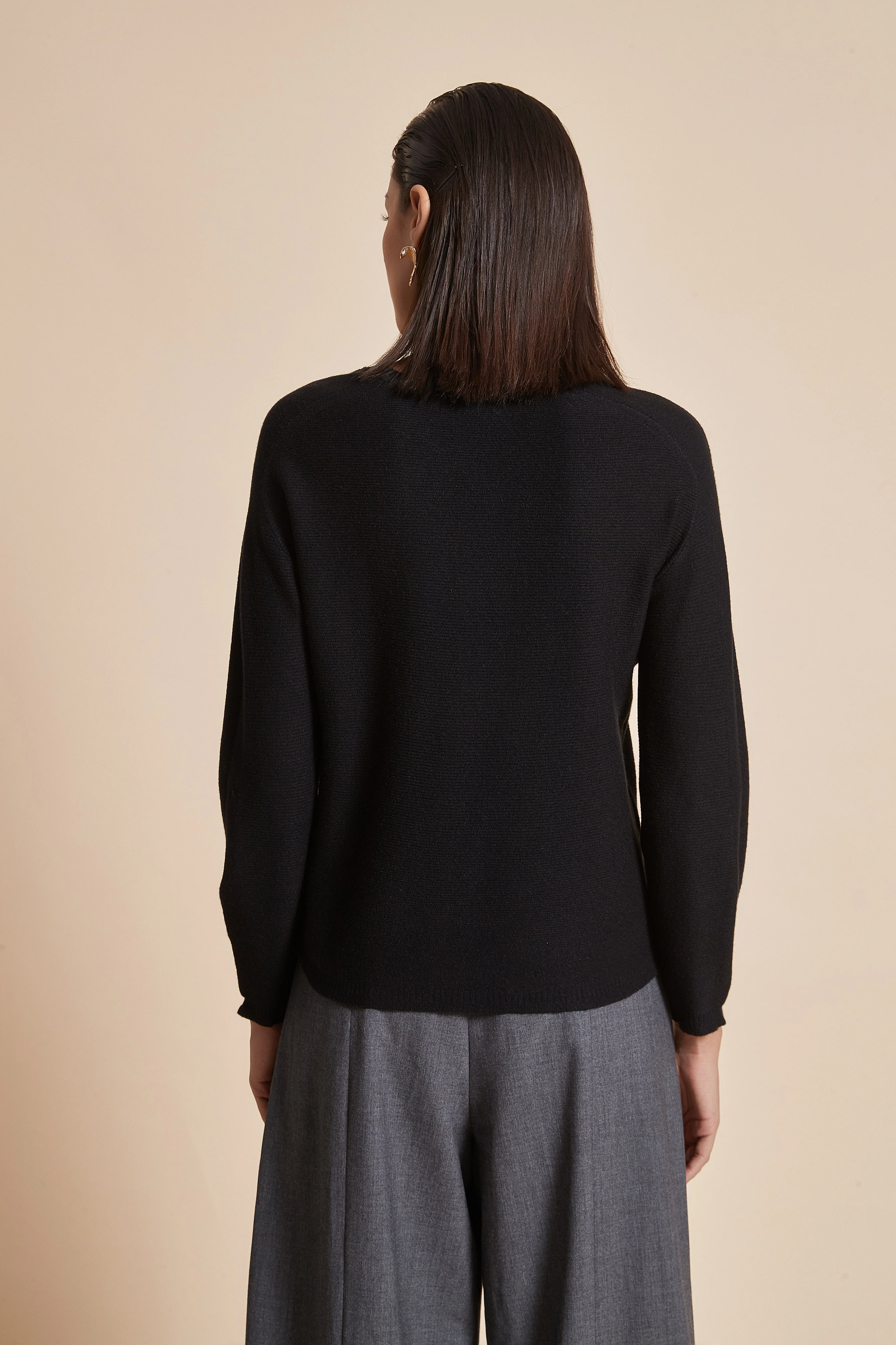 Fitted Plain Blouse With Long Sleeves - Image 7