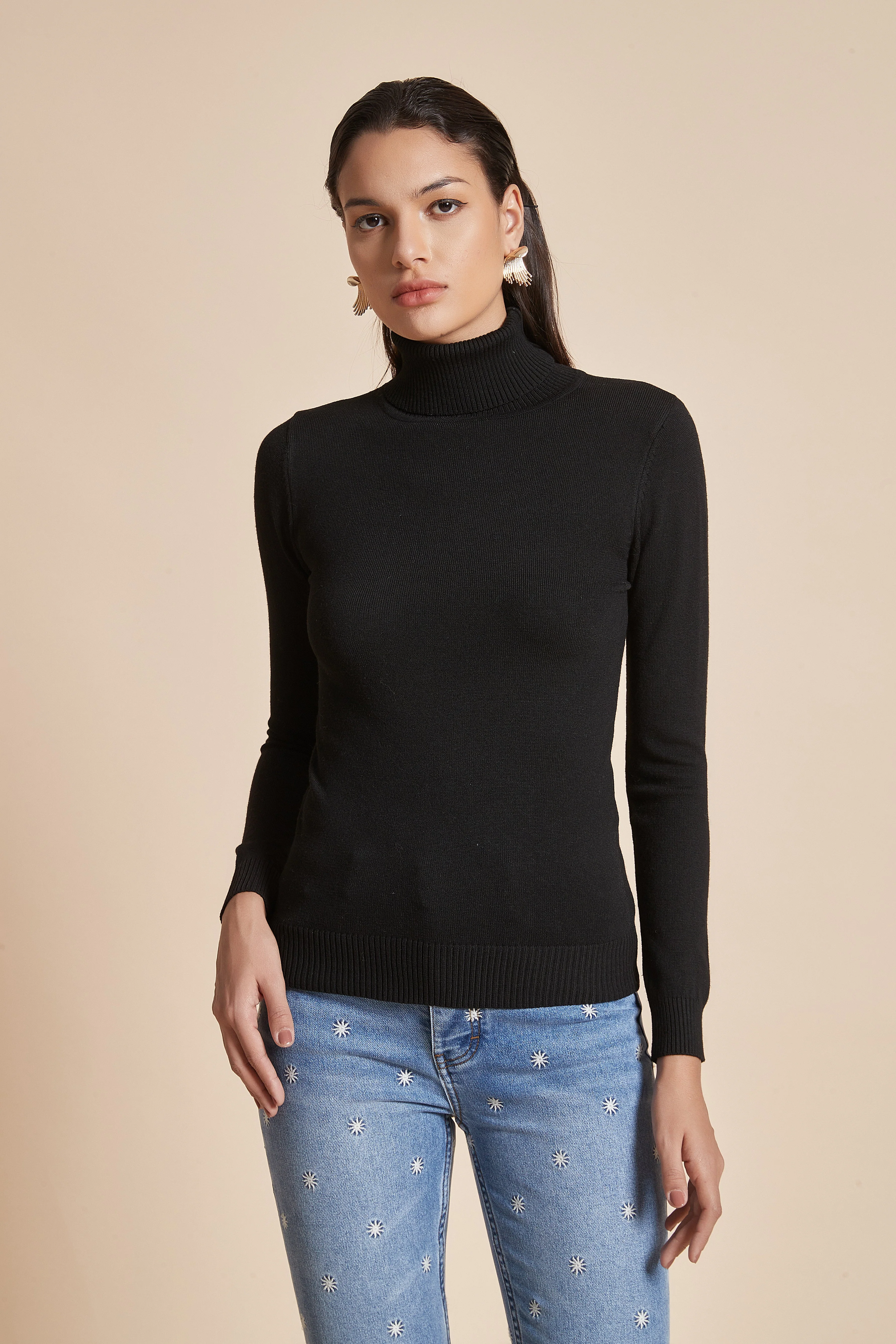 Plain Ribbed High-Neck Blouse With Long Sleeves - Image 7