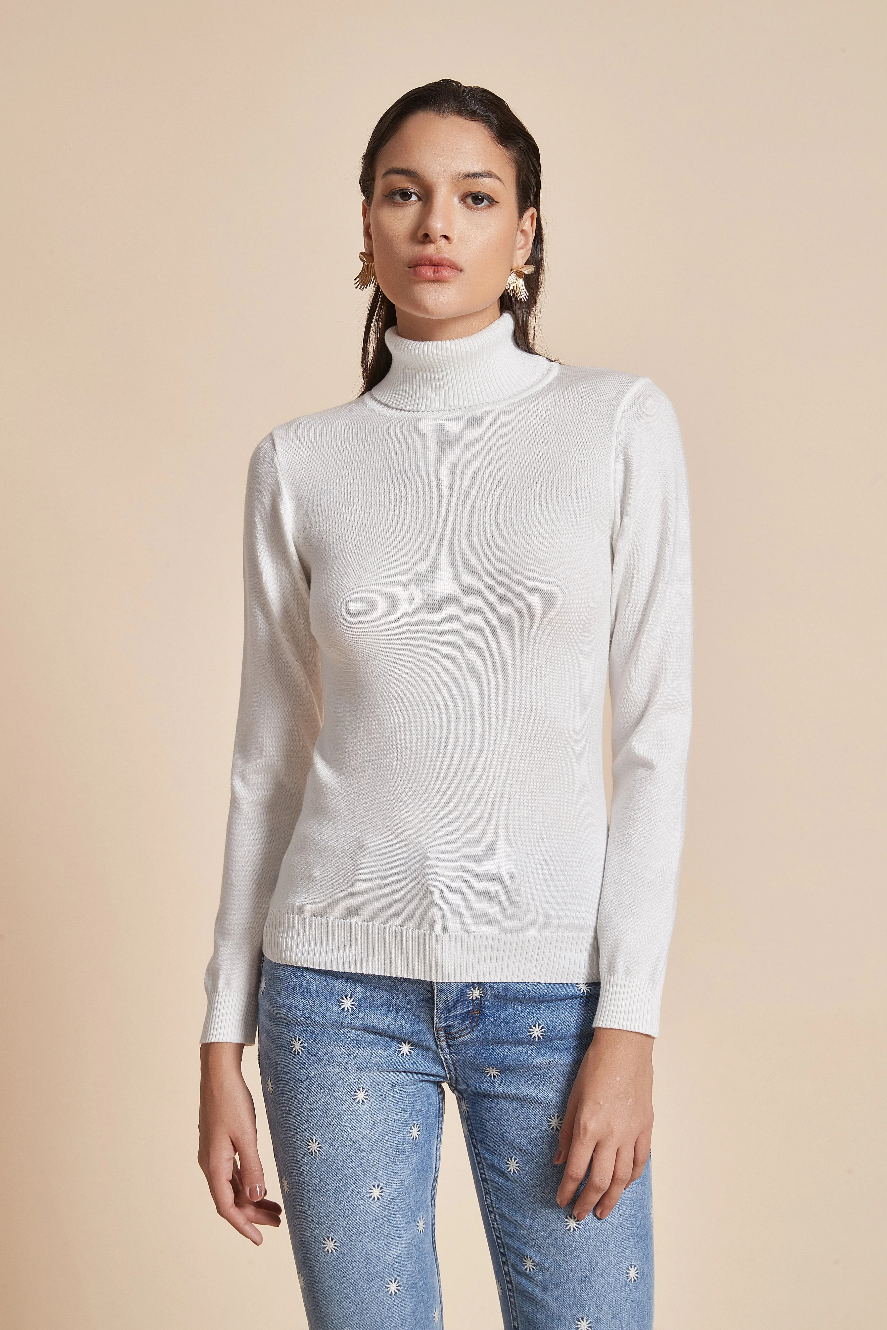 Plain Ribbed High-Neck Blouse With Long Sleeves - Image 5