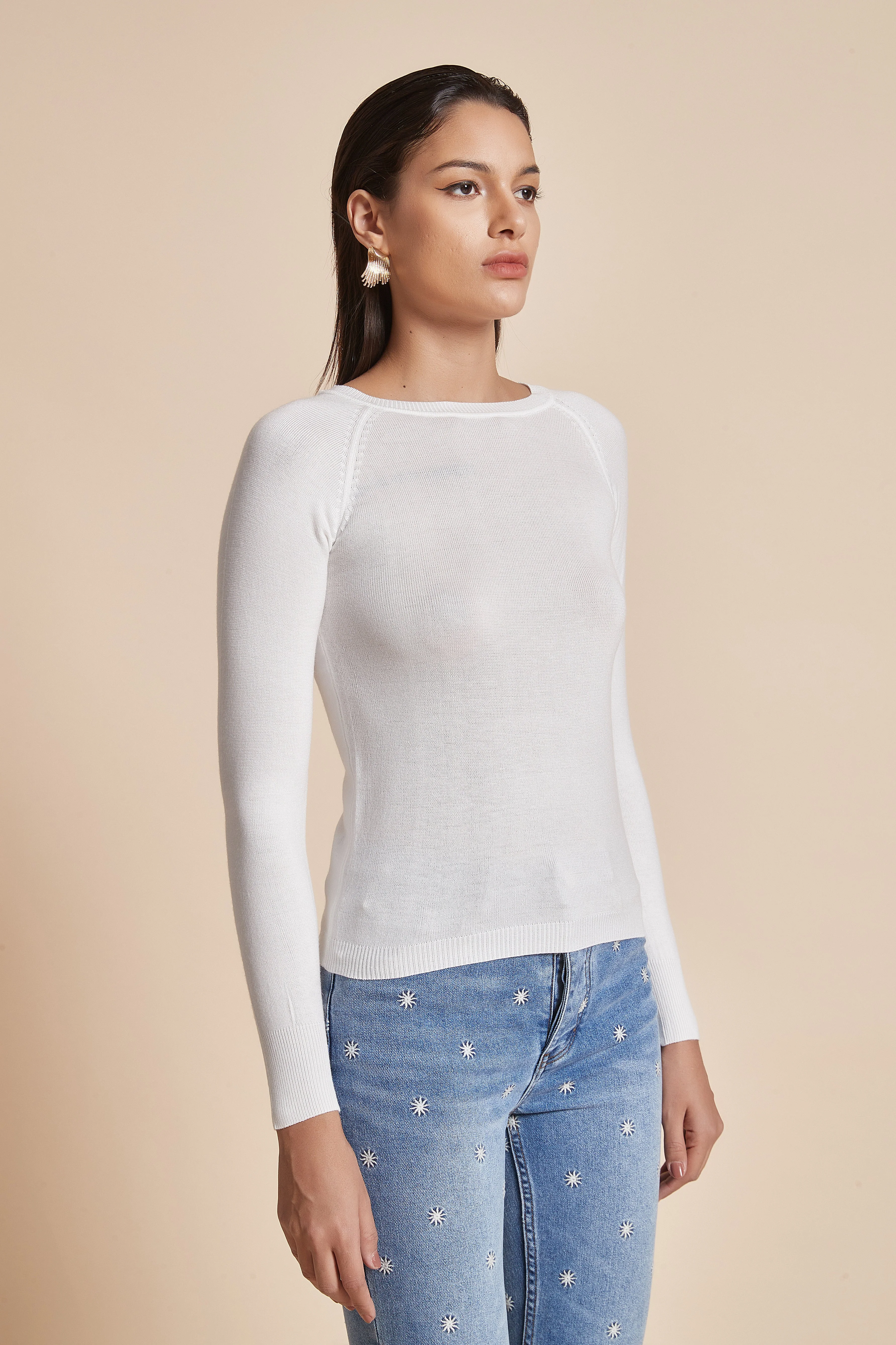 Fitted Plain Blouse With Long Sleeves - Image 3