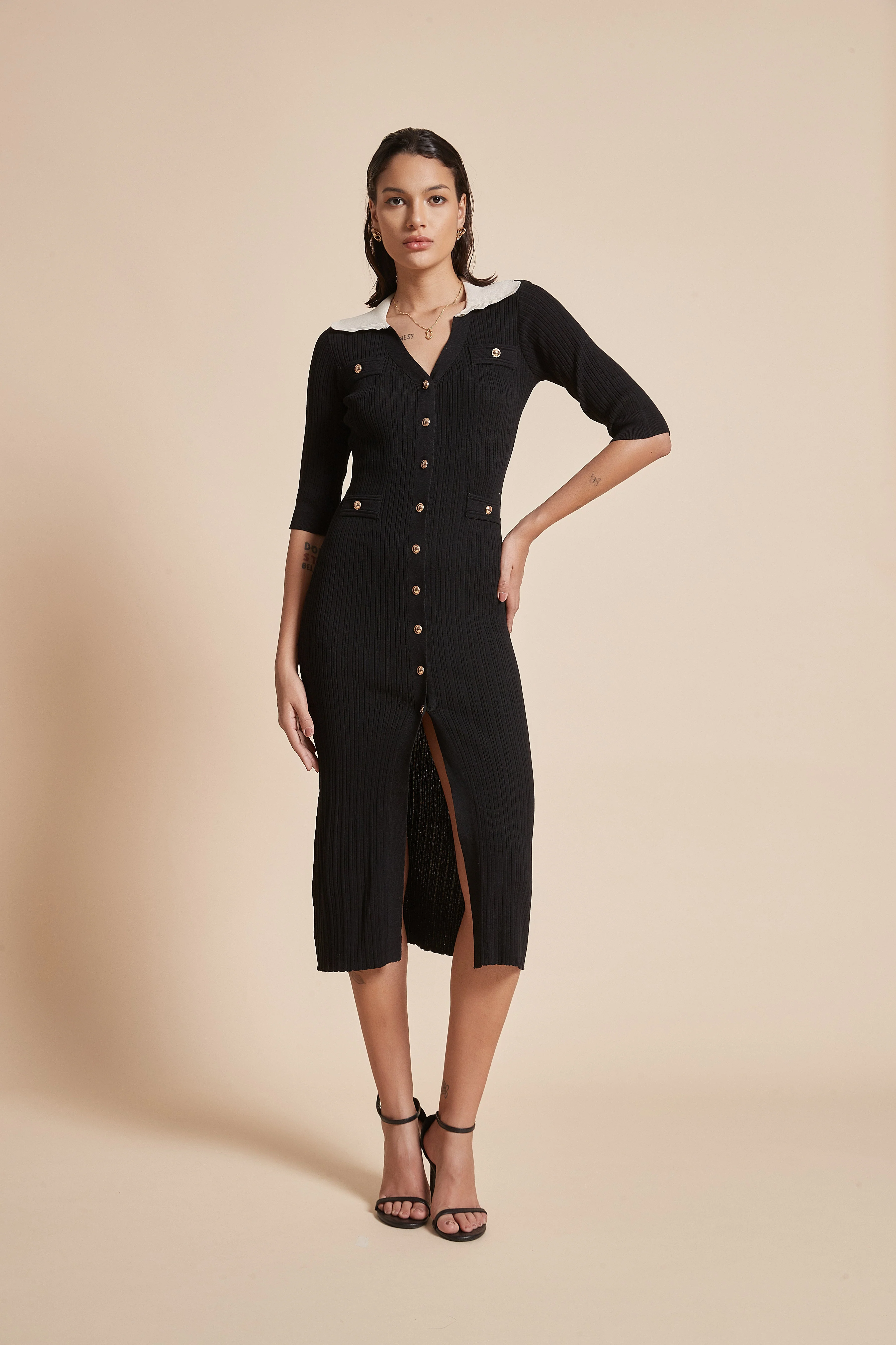 Midi Dress With Half Sleeves And Front Buttons - Image 2