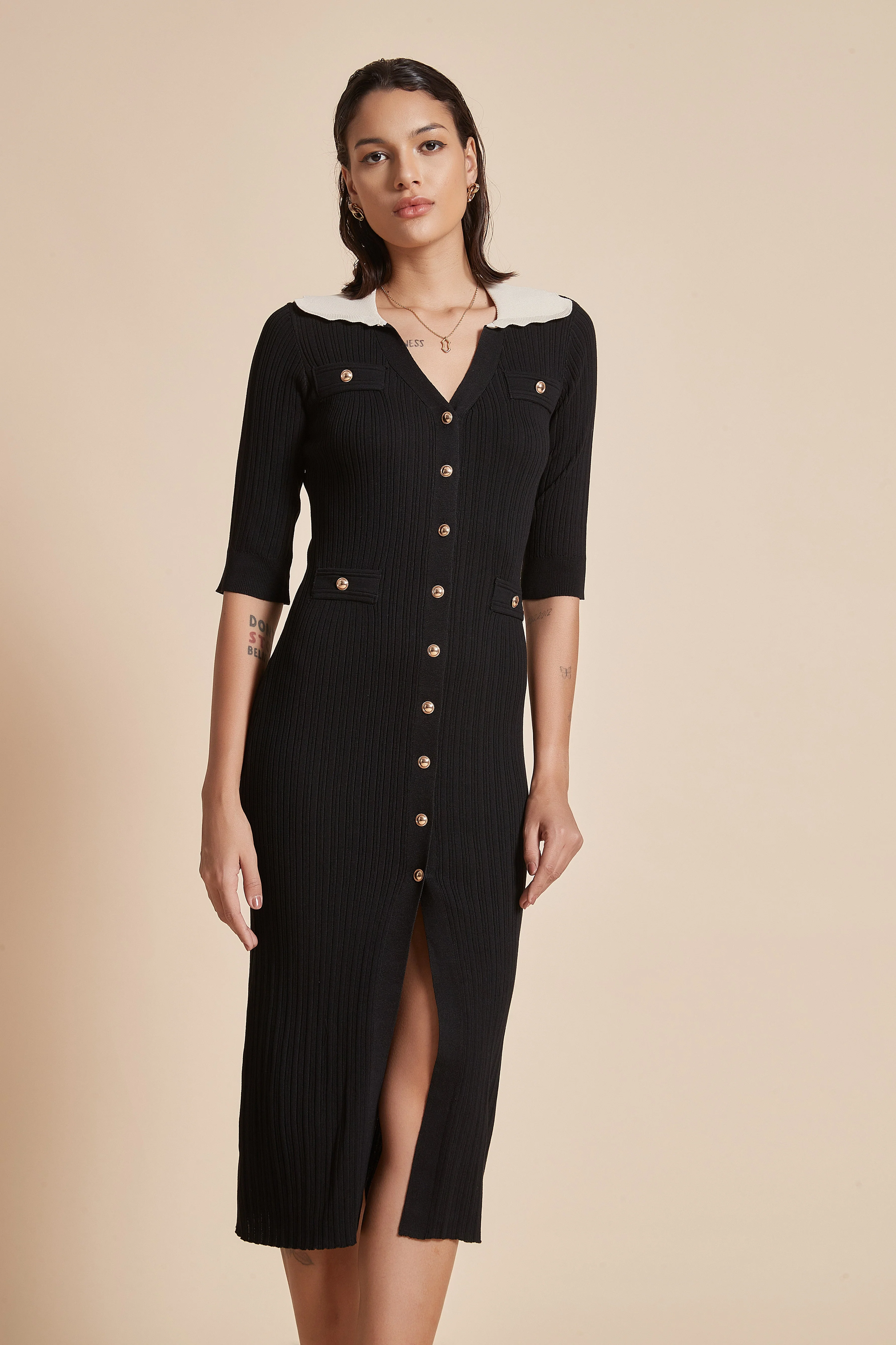 Midi Dress With Half Sleeves And Front Buttons - Image 5
