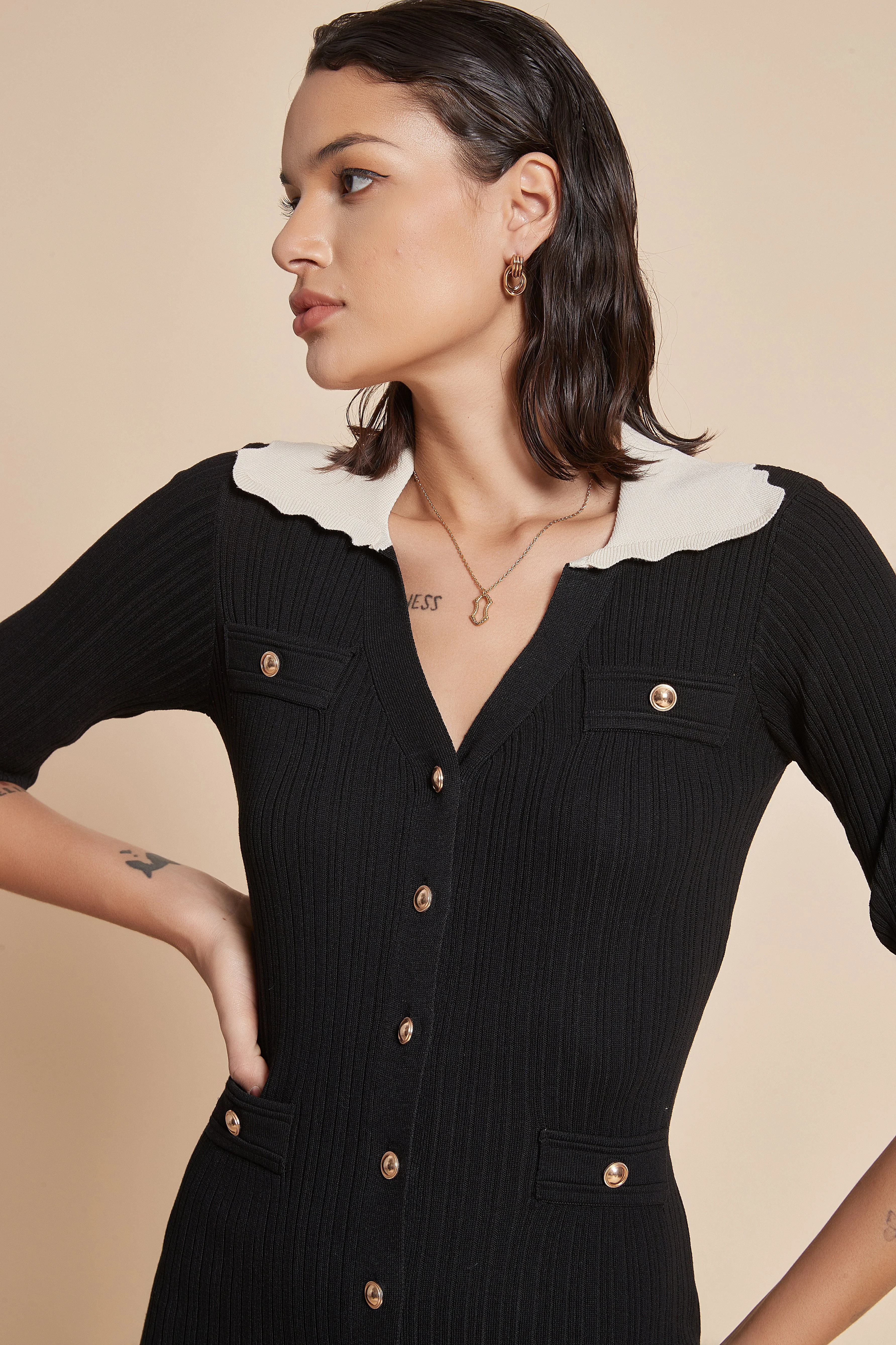 Midi Dress With Half Sleeves And Front Buttons - Image 6