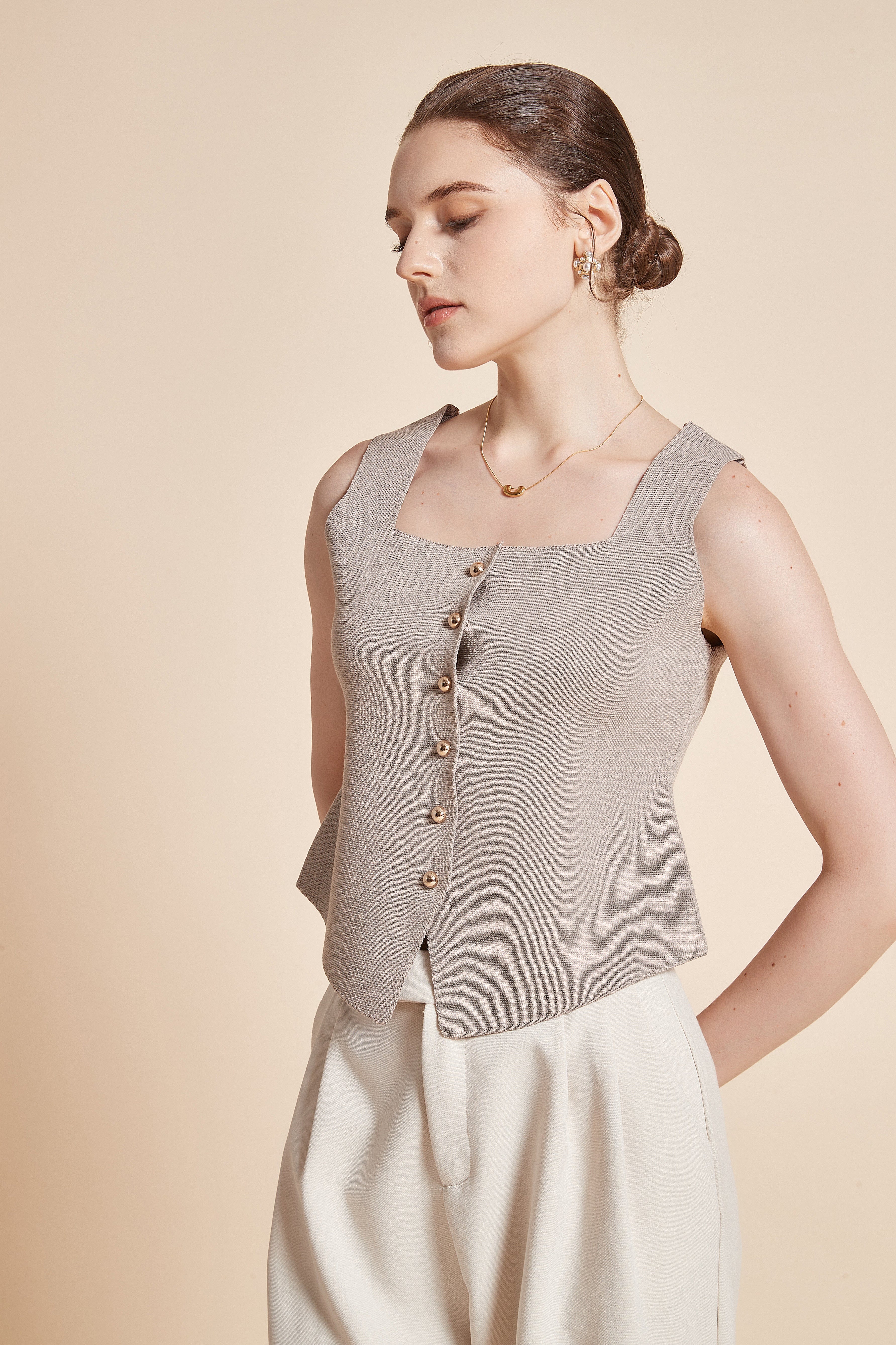 Plain Sleeveless Blouse With Front Buttons - Image 7