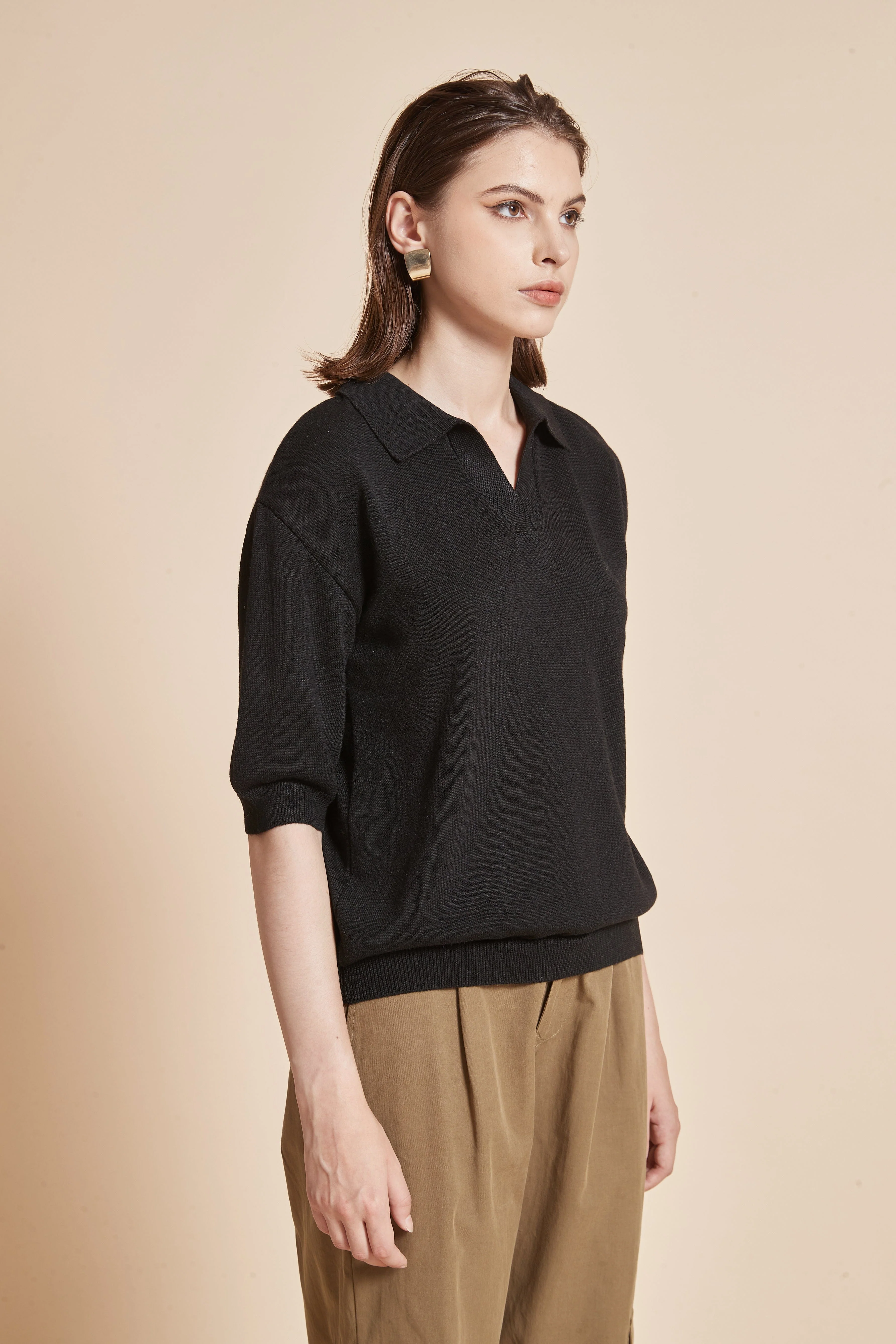 Plain Half-Sleeve Blouse With Collar - Image 3