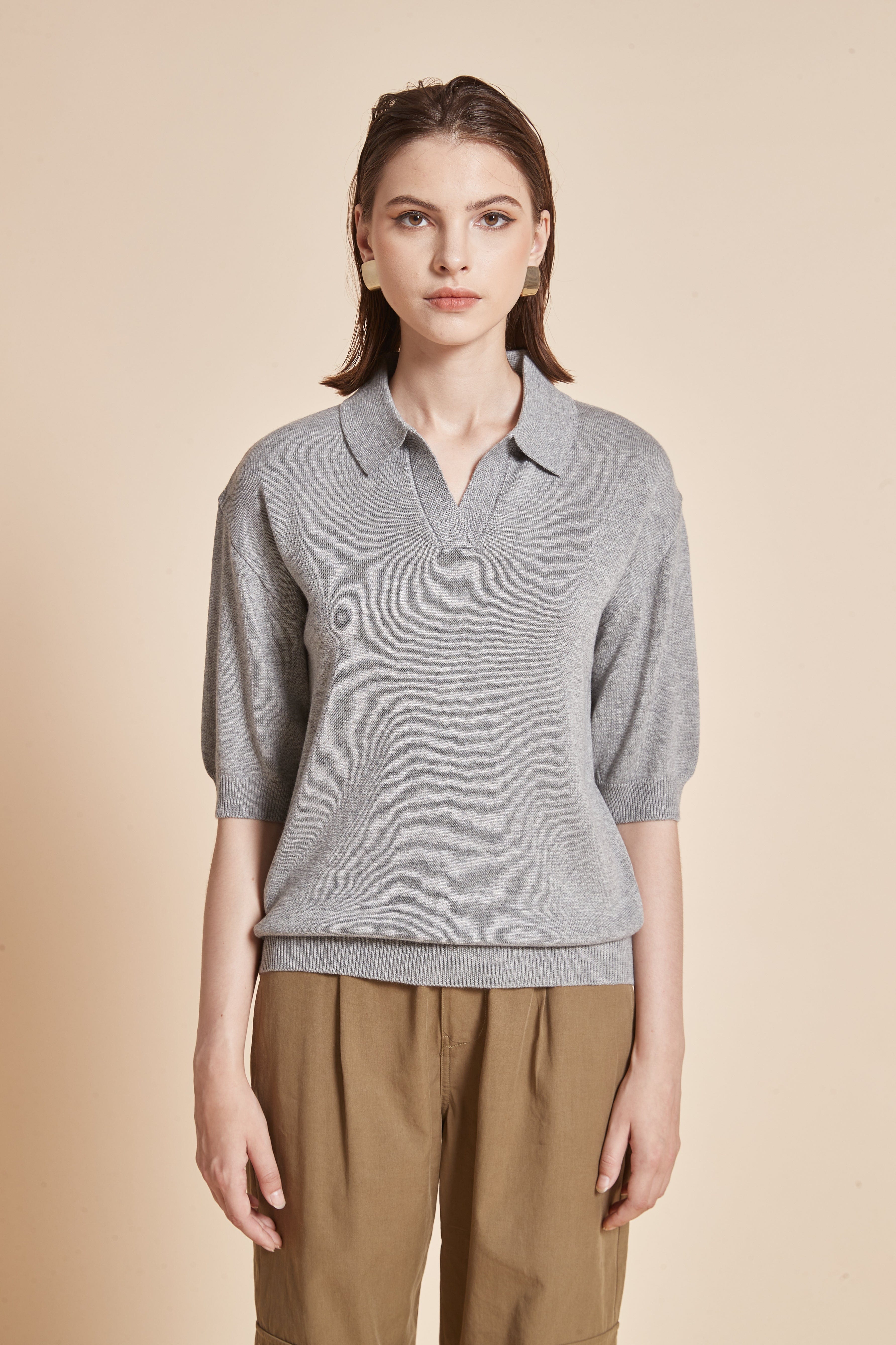 Plain Half-Sleeve Blouse With V-Neck And Collar