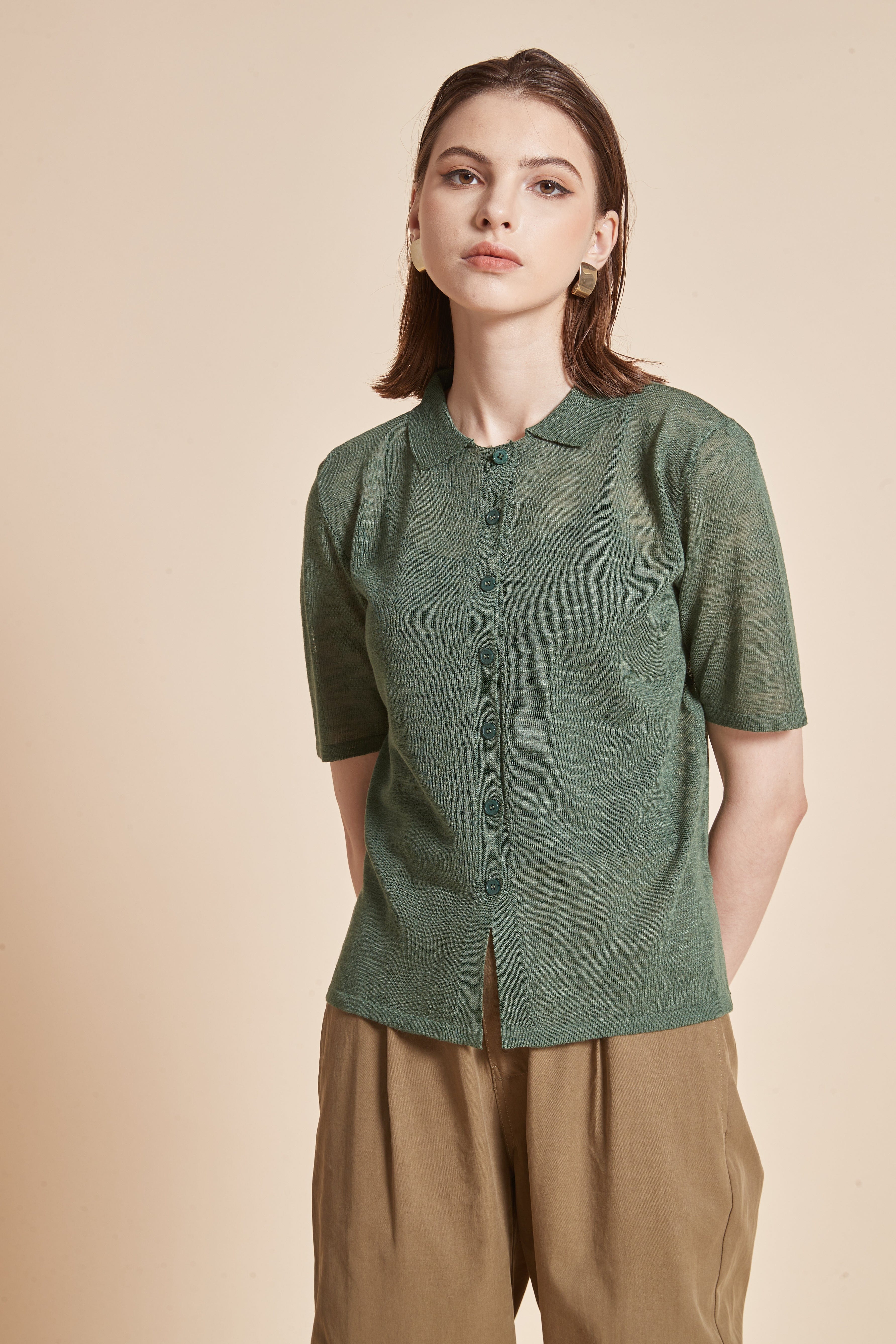 Plain Half-Sleeve Blouse with Front Buttons and Collar - Image 3