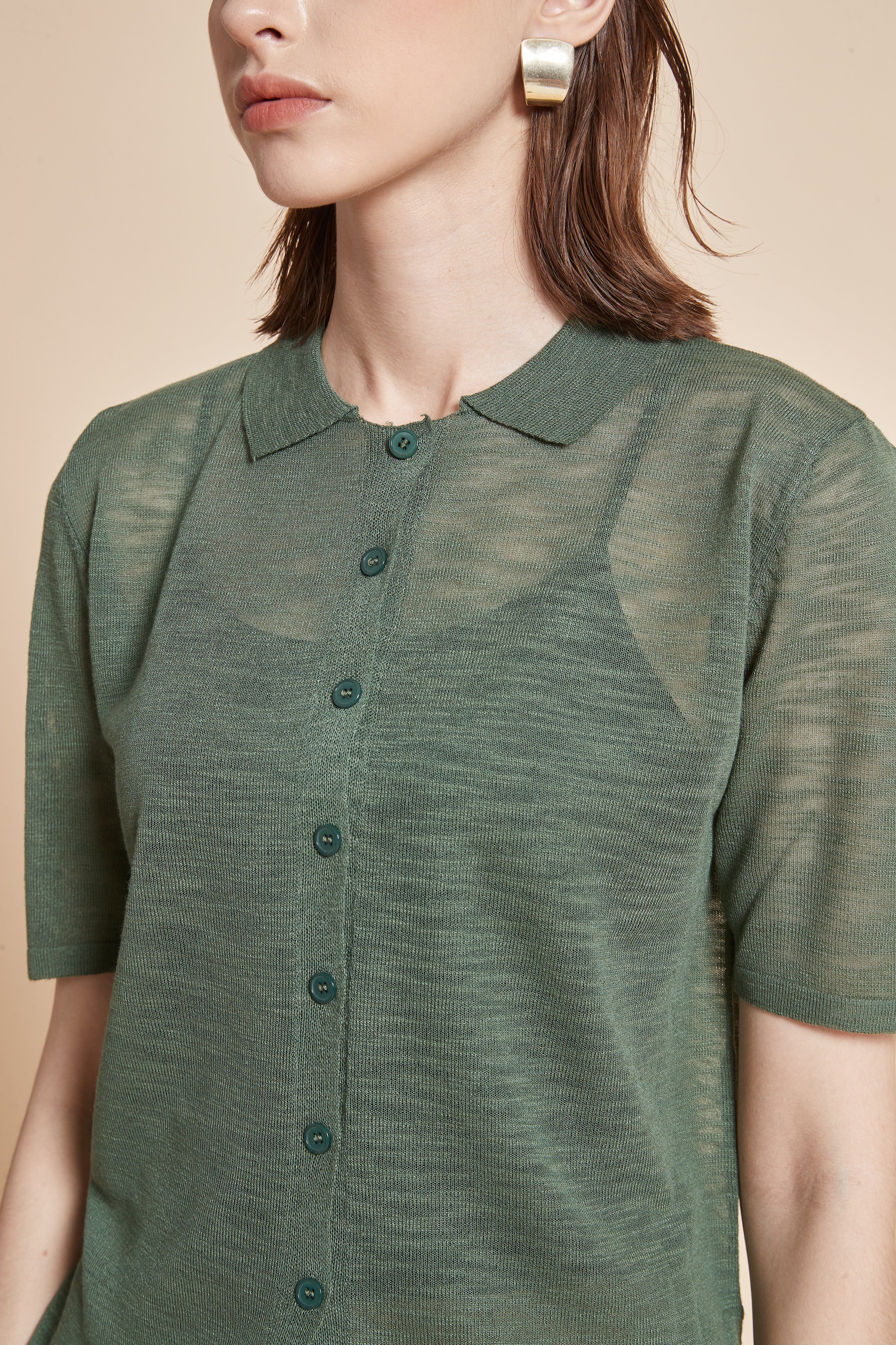 Plain Half-Sleeve Blouse with Front Buttons and Collar - Image 5
