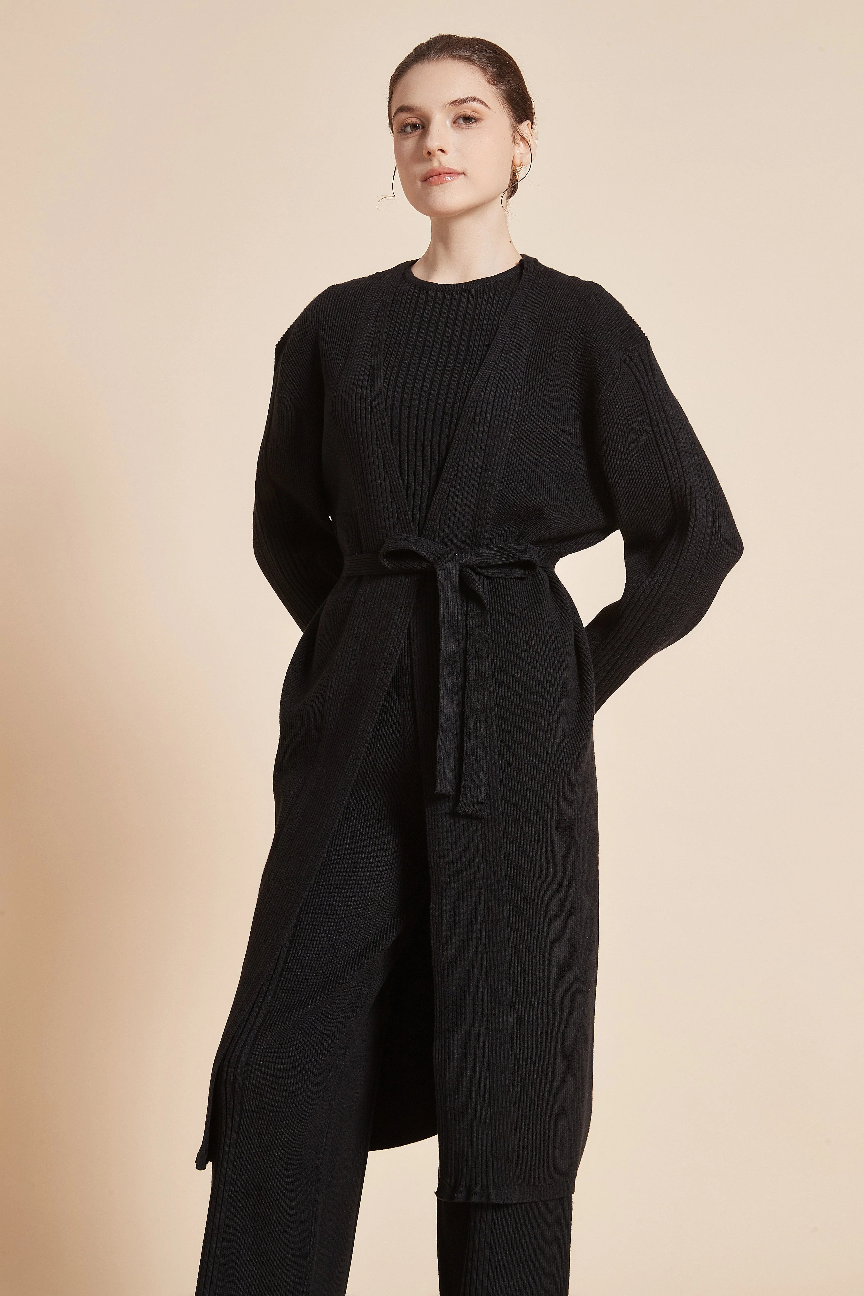 Stylish Ribbed Jacket with Long Sleeves and Waist Belt
