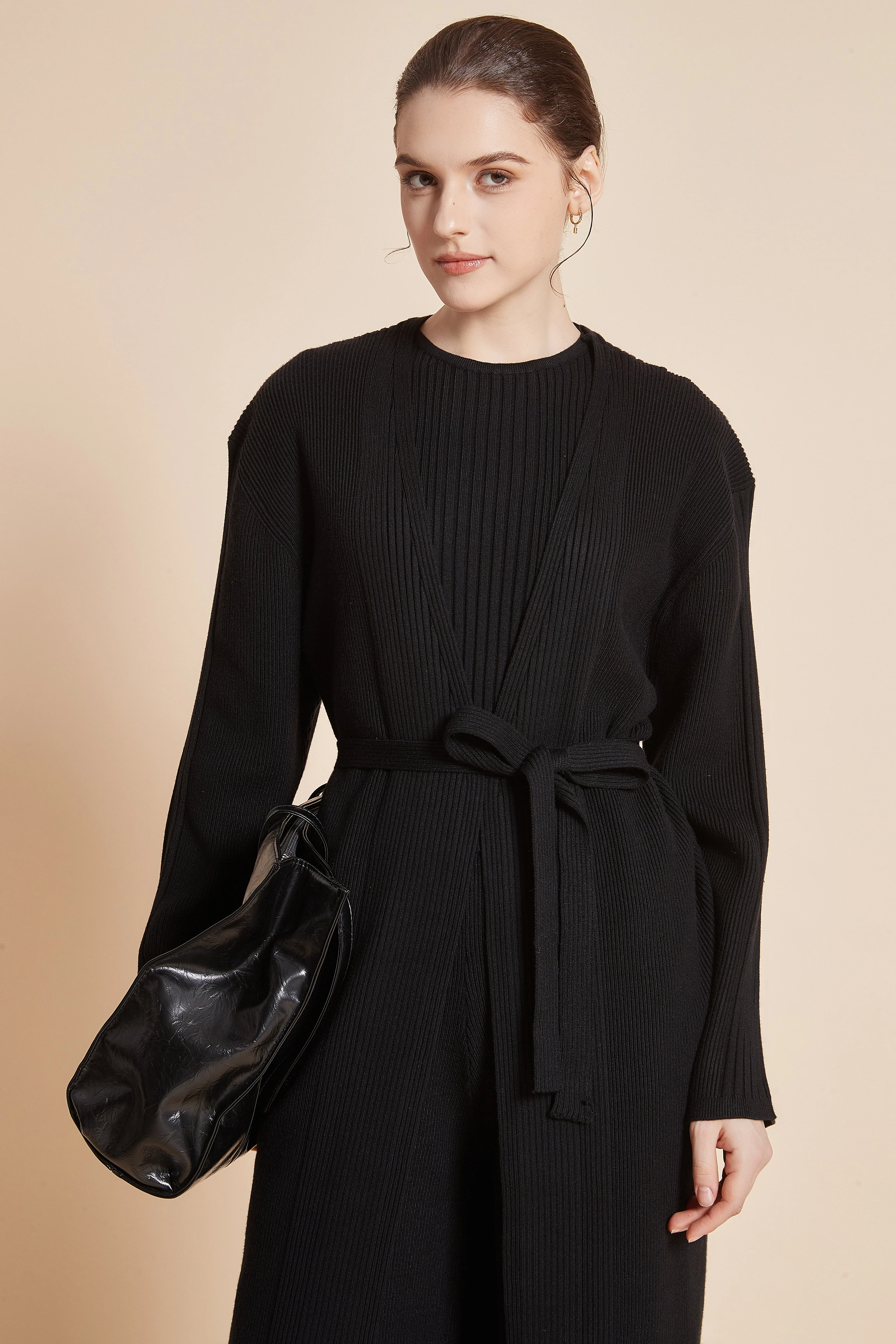 Stylish Ribbed Jacket with Long Sleeves and Waist Belt - Image 2