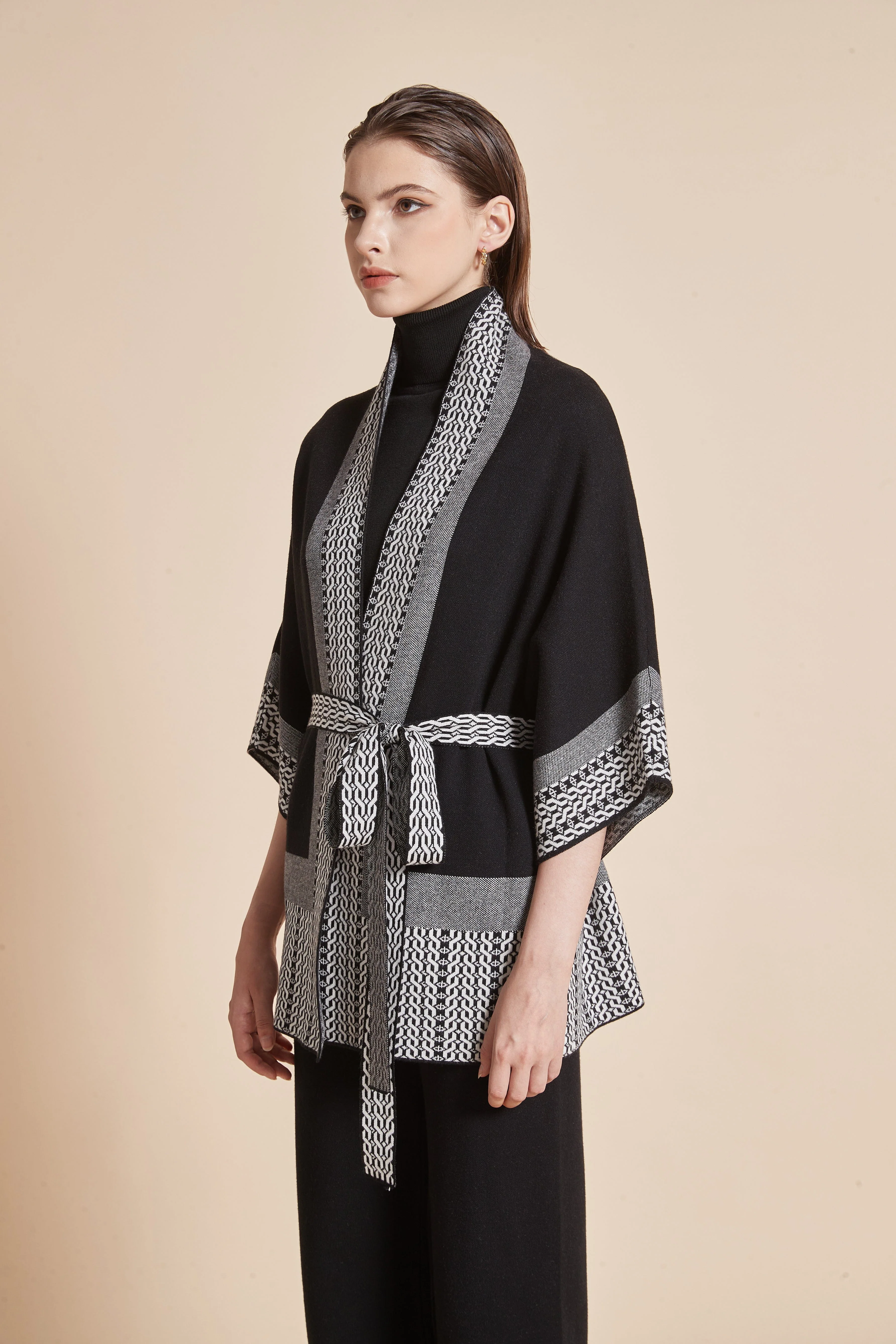 Long Polka-Dot Cardigan With 3/4 Sleeves And A Waist Belt - Image 3
