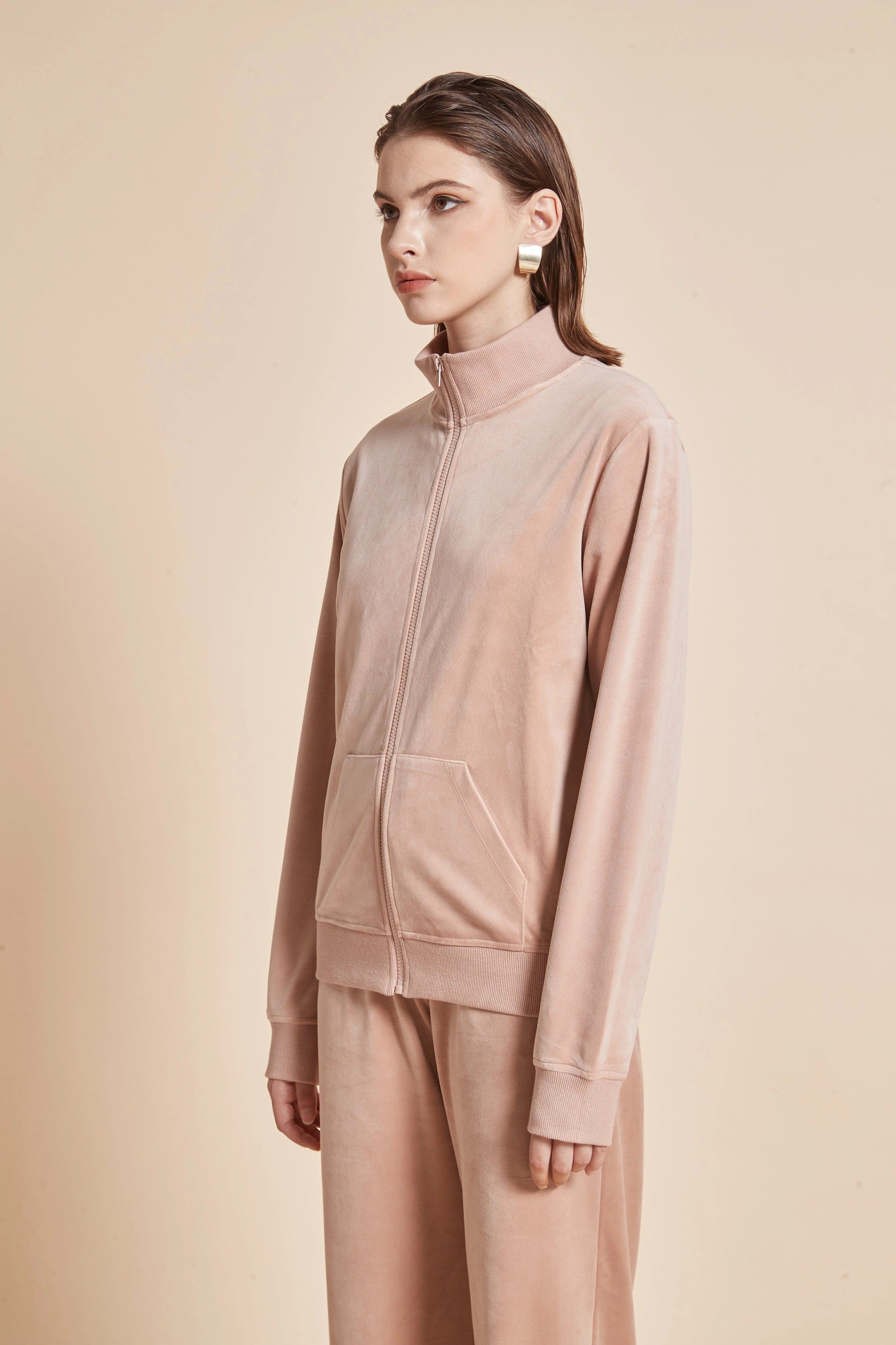 Winter Jacket With Front Zipper, Long Sleeves, And Front Pockets - Image 2