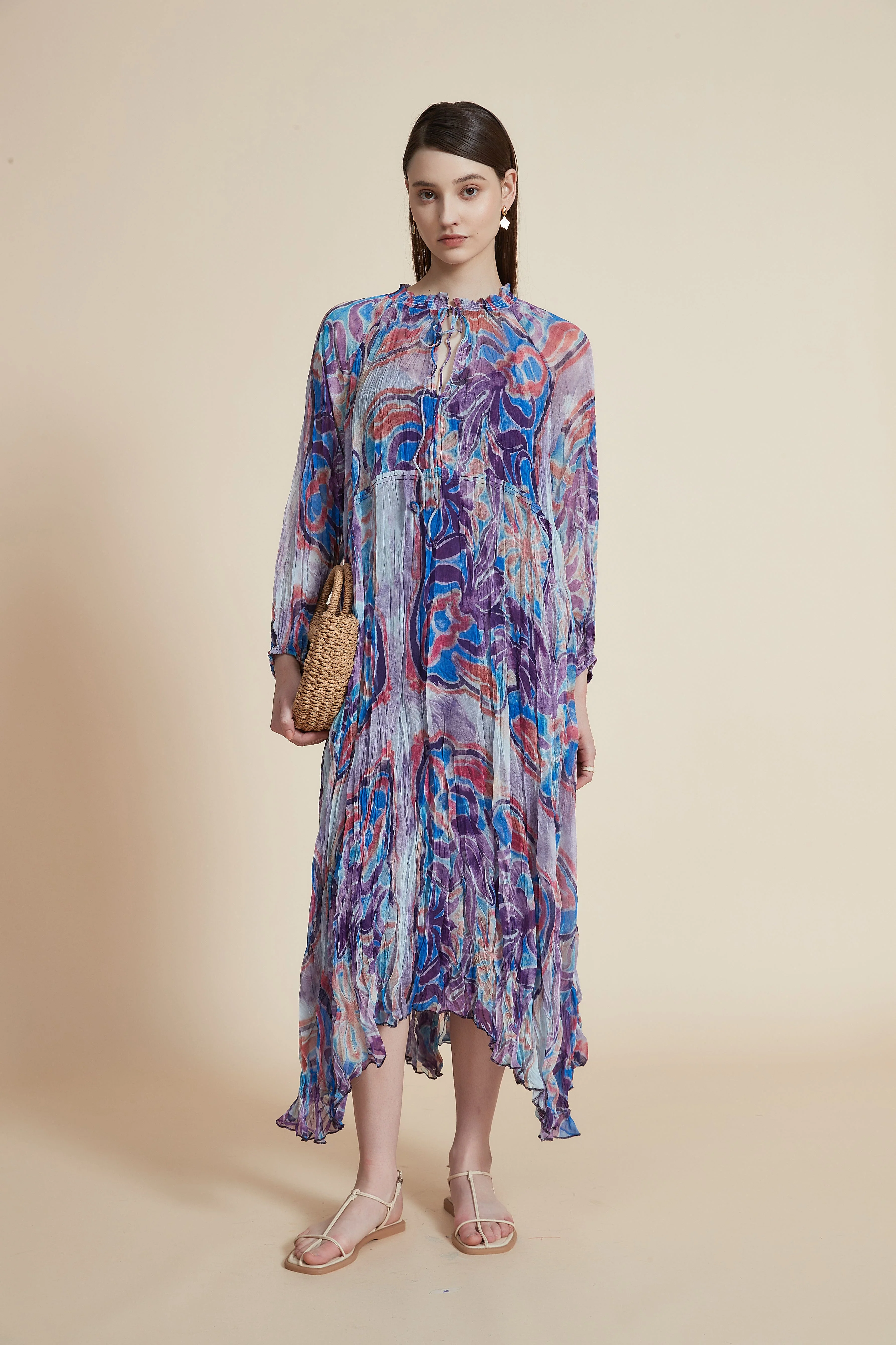Printed Midi Dress with Long Sleeves and Round Neck