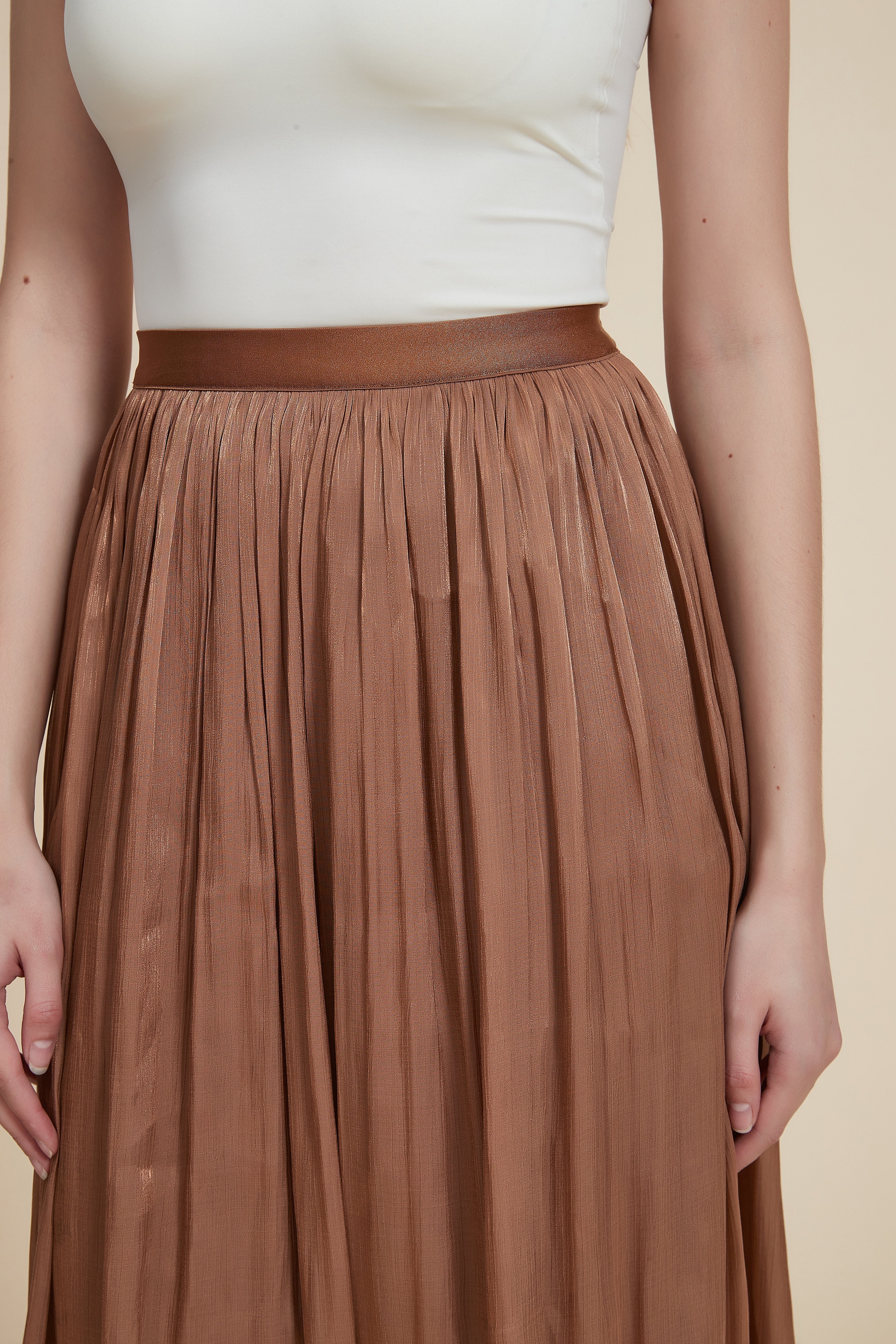 High-Waisted Pleated Midi Skirt - Image 2