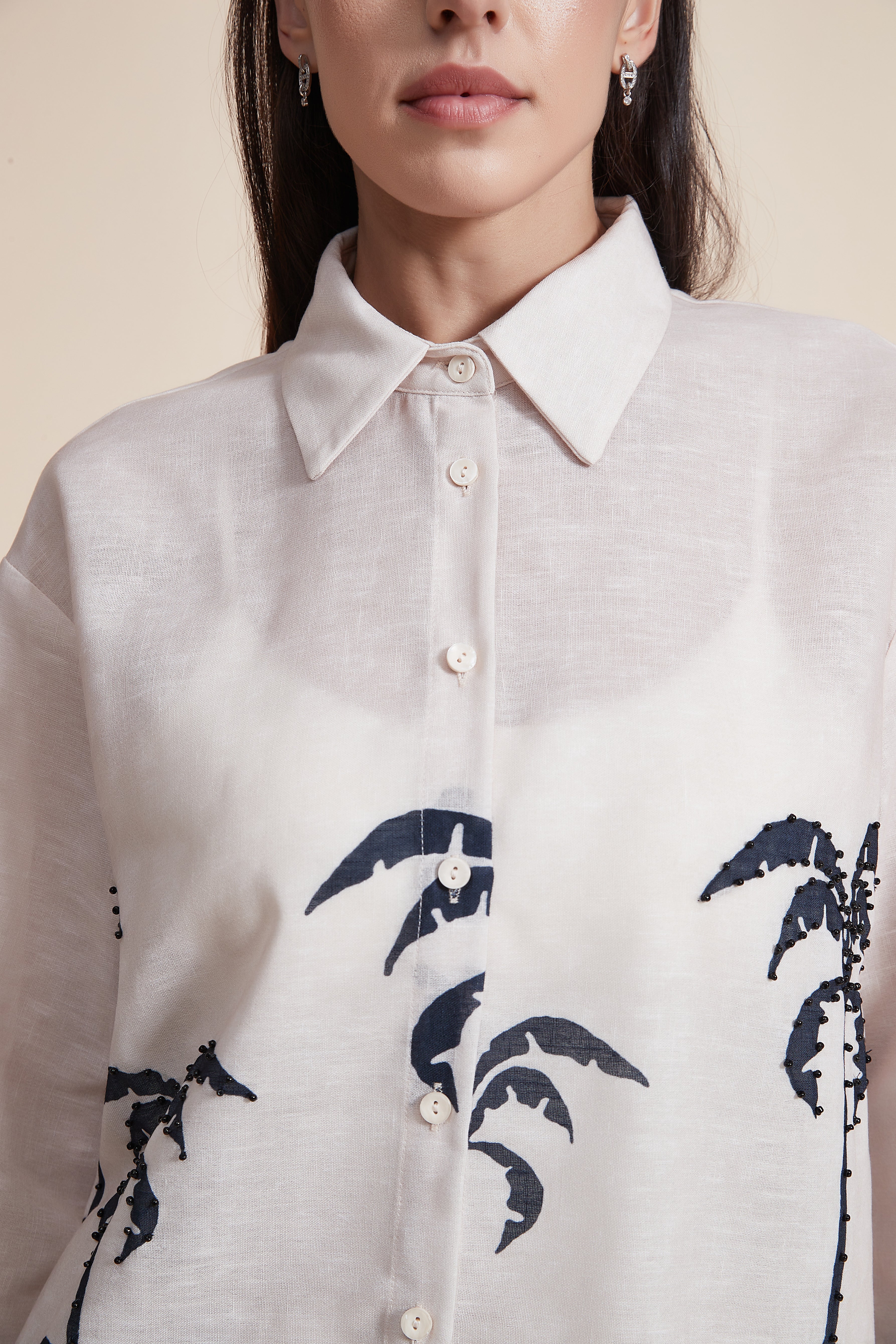 Short Sleeve Blouse with Front Buttons and Tree Print - Image 5
