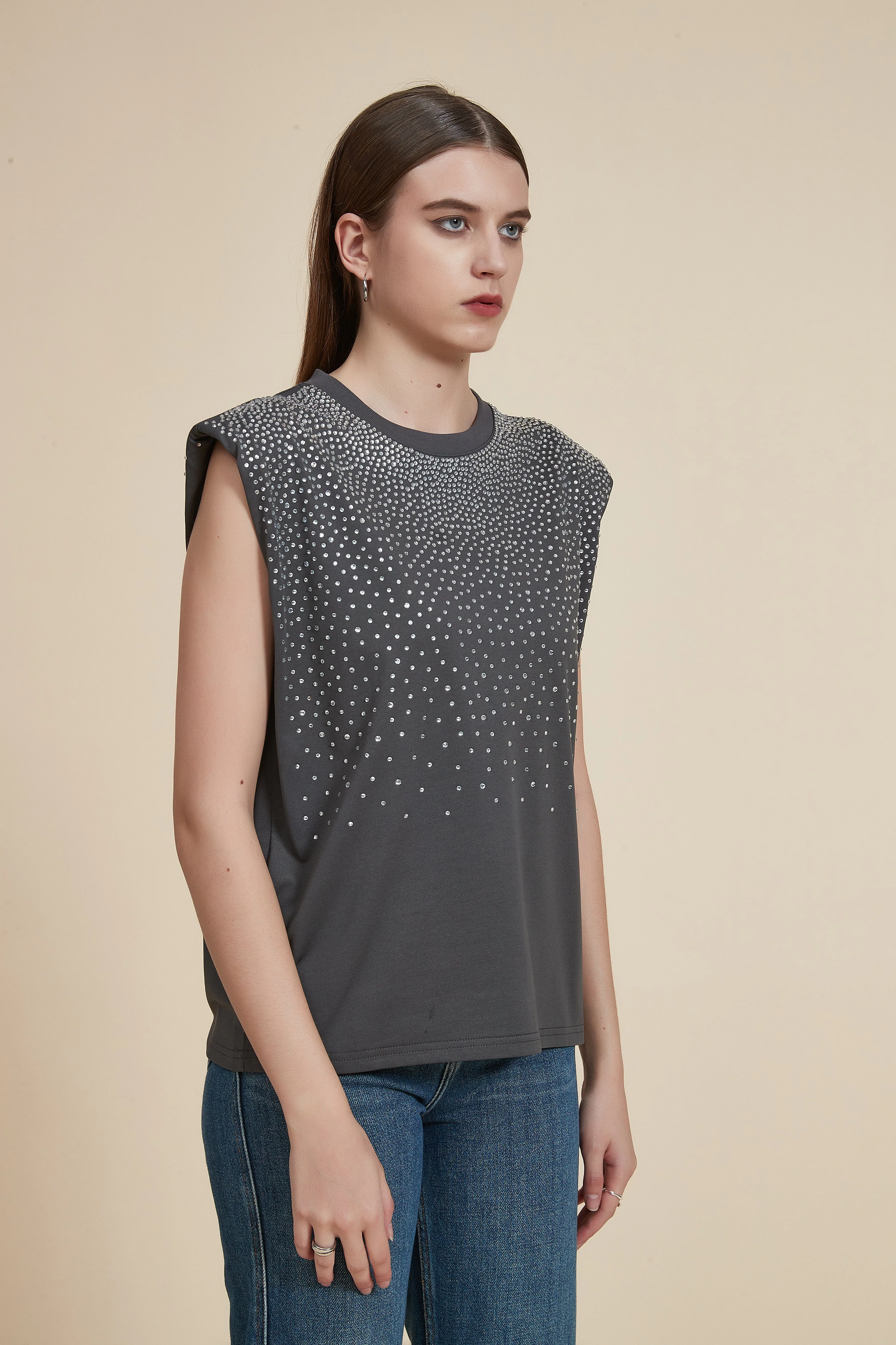 Sleeveless Polka Dot Blouse with Round Neck - Image 10